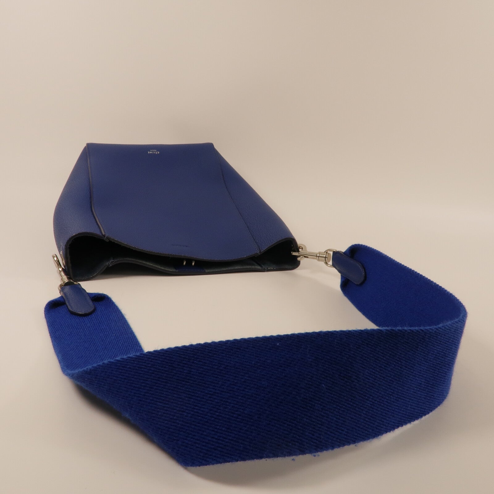 CELINE 牛皮皮革Sangle Bucket Small肩背袋