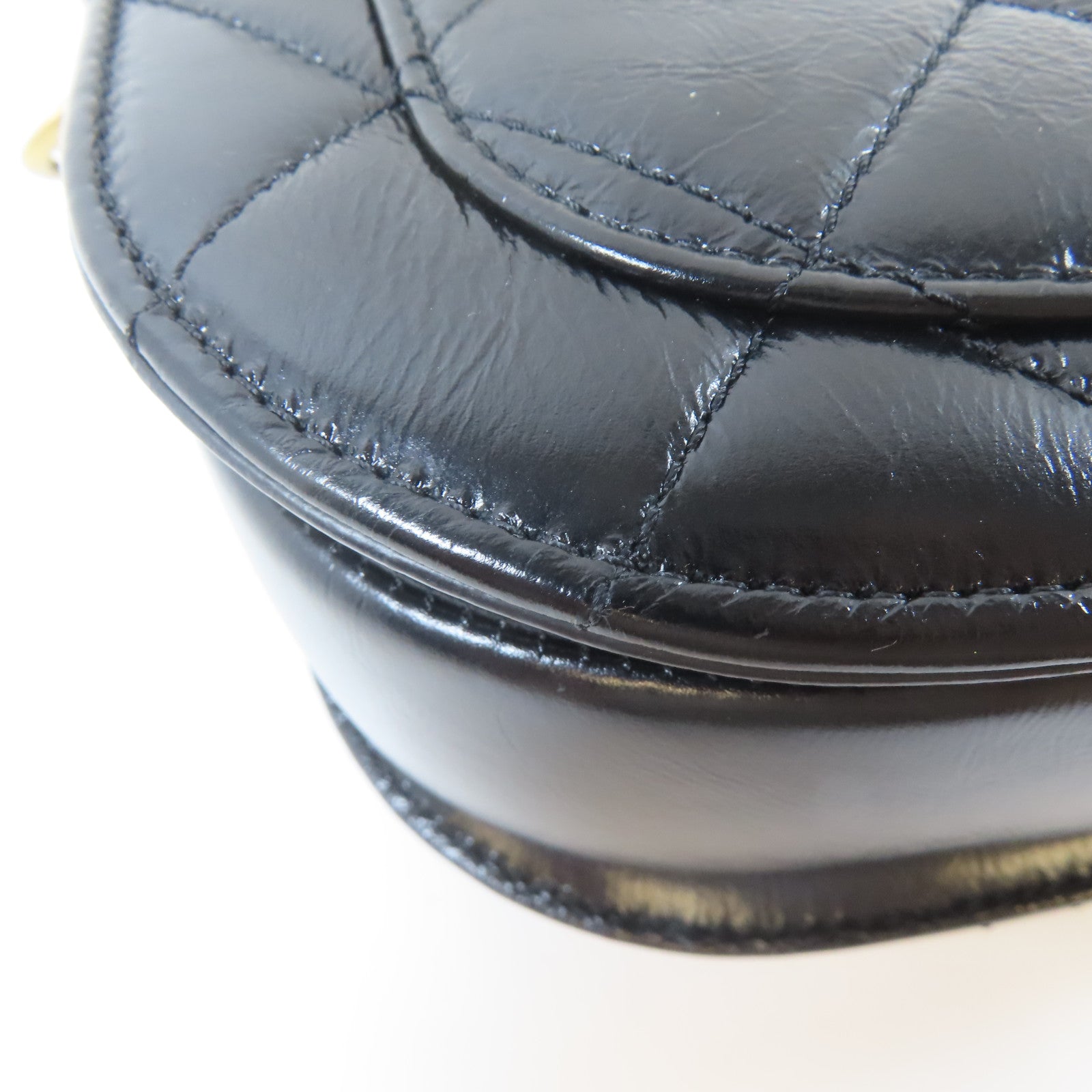 CHANEL 菱格牛皮皮革Saddle Bag金扣鏈帶肩背袋黑色
