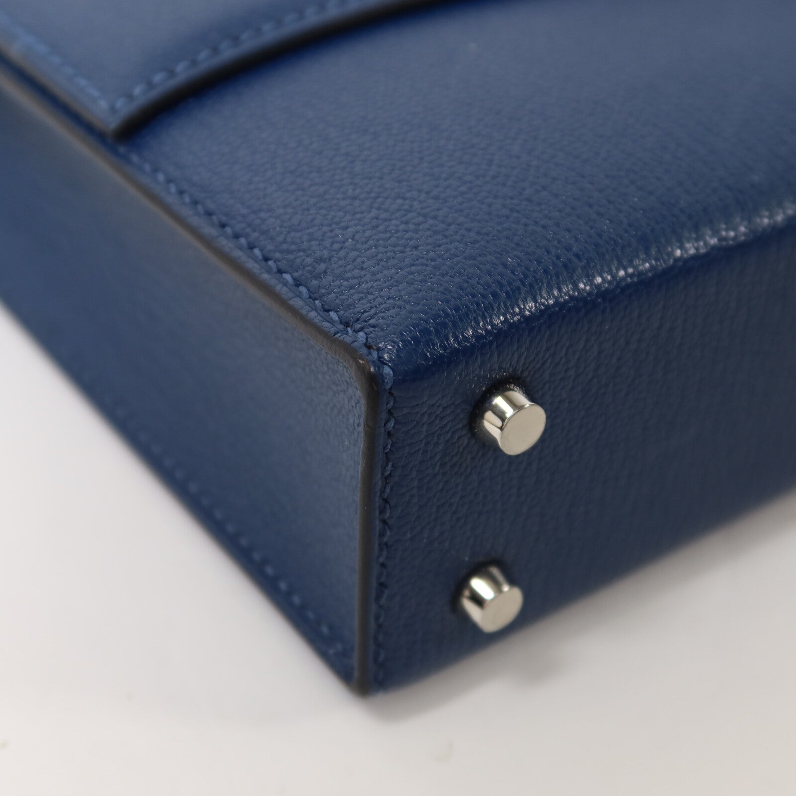 HERMES Chevre皮革Verrou Mini肩背袋Bleu Agate