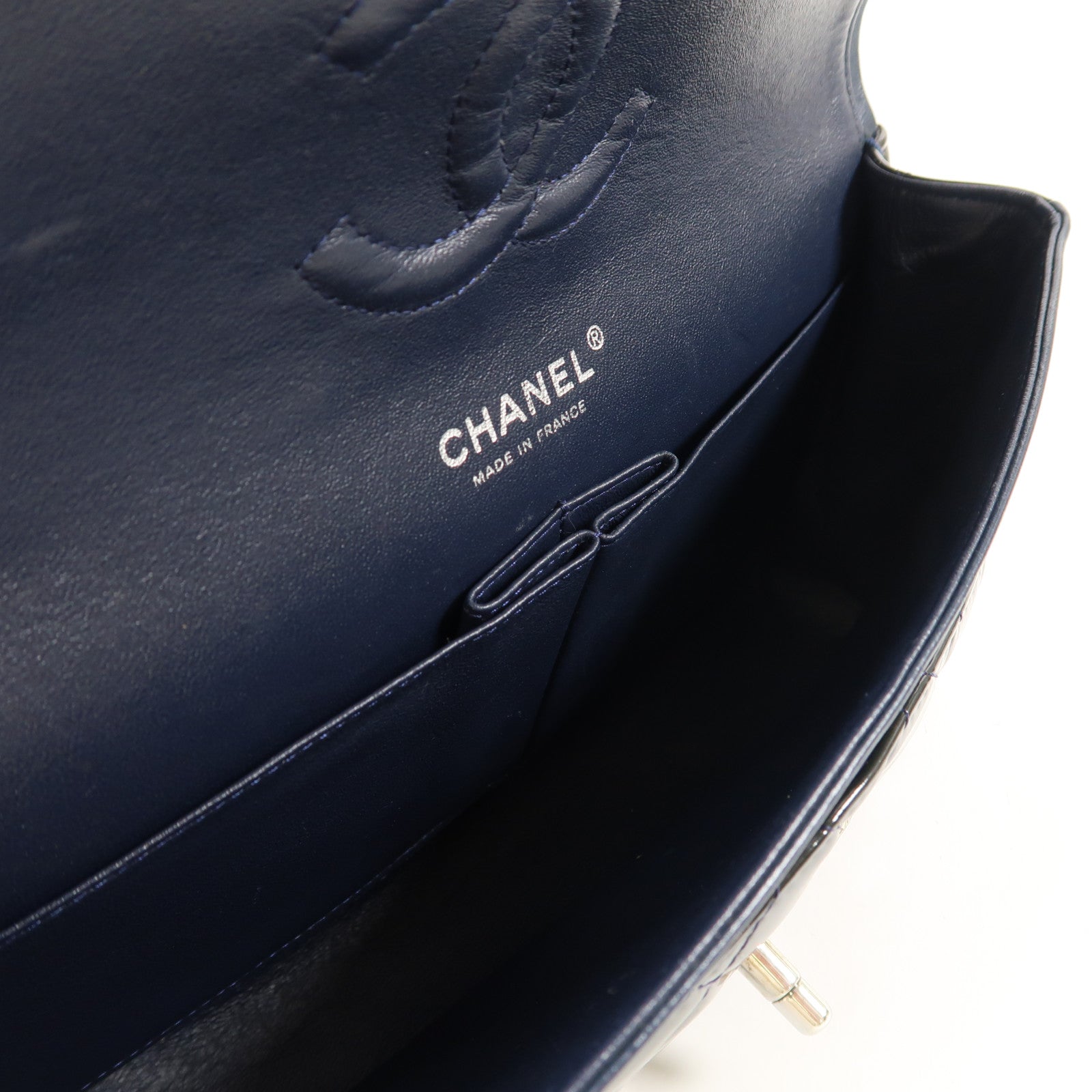 CHANEL 漆皮皮革Classic 25銀扣鏈帶手挽肩背兩用袋