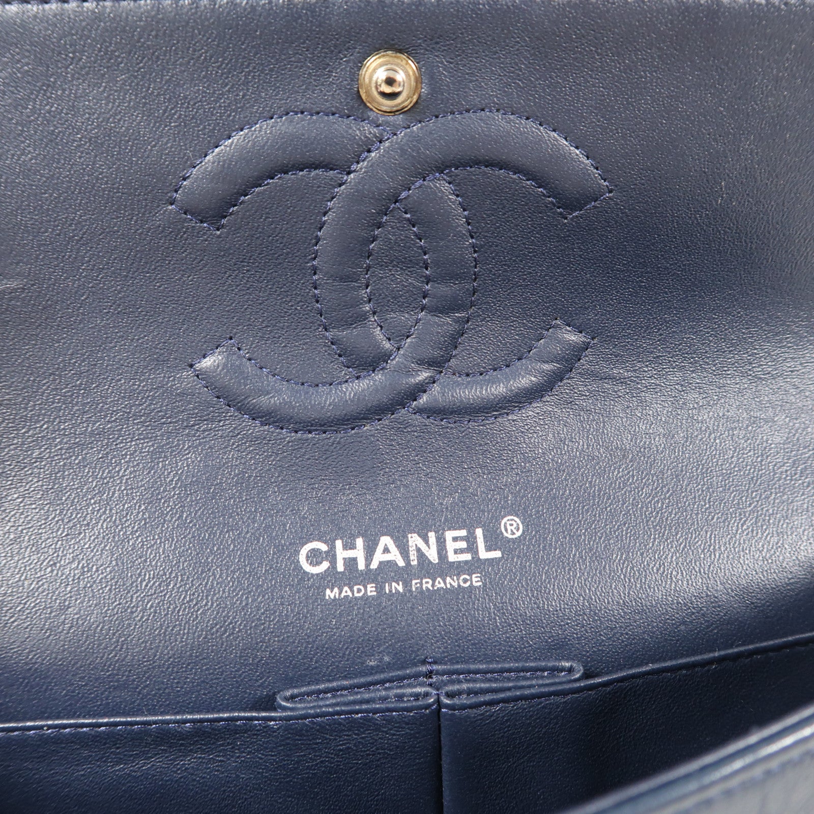 CHANEL 漆皮皮革Classic 25銀扣鏈帶手挽肩背兩用袋