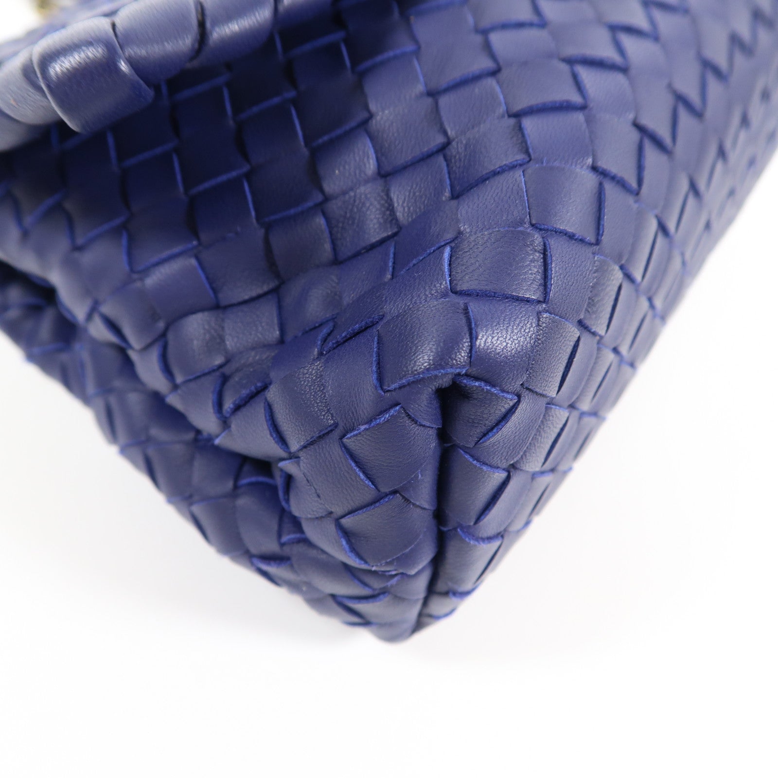 BOTTEGA VENETA 牛皮皮革Chain Shoulder金扣鏈帶肩背袋