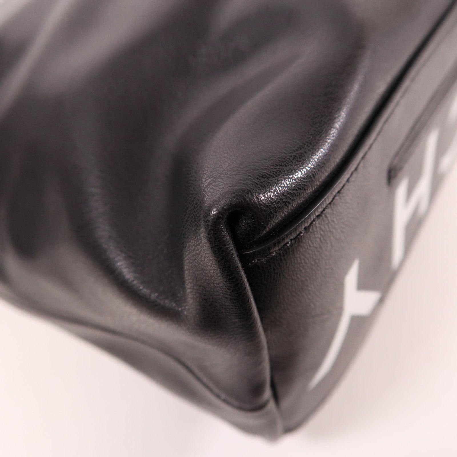 GIVENCHY 牛皮皮革Shoulder Bag銀扣肩背袋