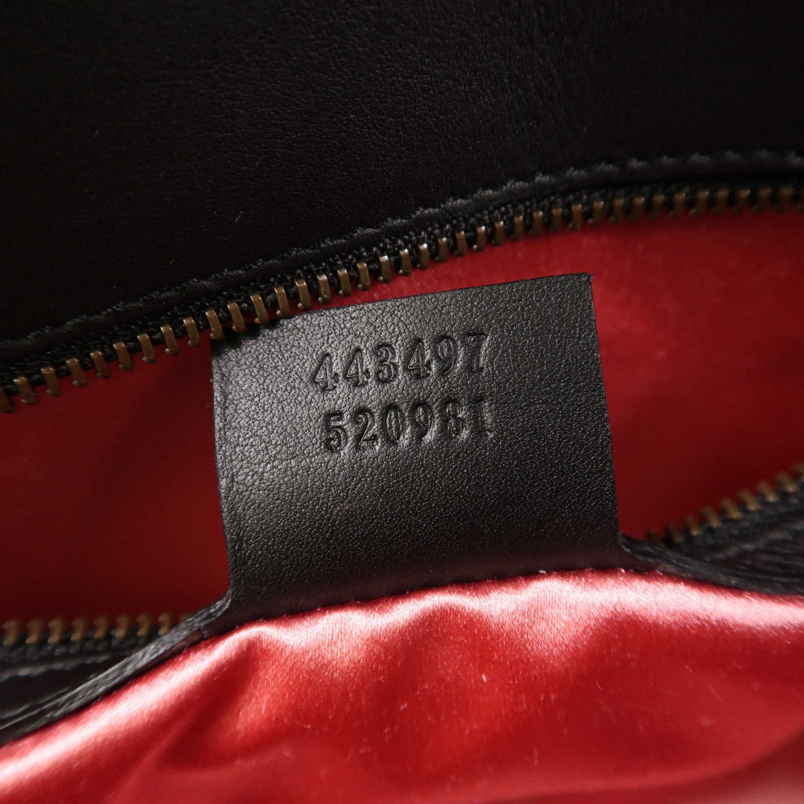 GUCCI Velvet GG Marmont Shoulder Bag金扣鏈帶肩背袋