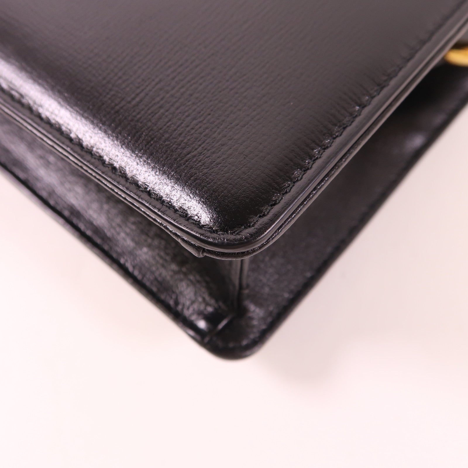 GUCCI 牛皮皮革Shoulder Bag金扣肩背袋