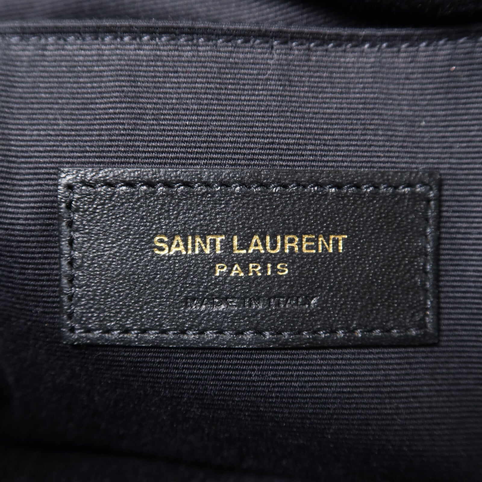 YVES SAINT LAURENT 牛皮皮革Pouch金扣手拿包