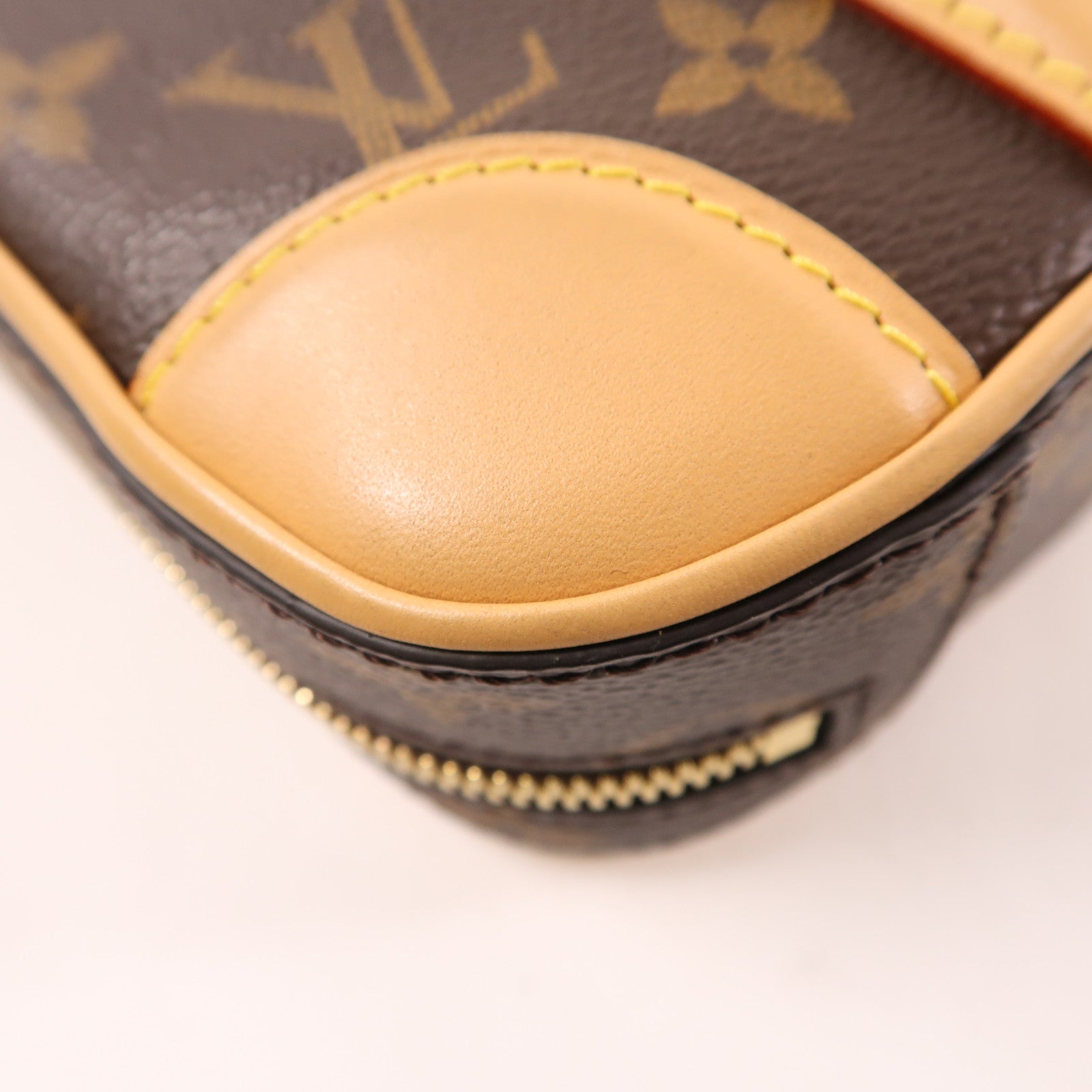 LOUIS VUITTON LV Valisette Vertical 2Way Shoulder Bag M68623 Monogram Brown