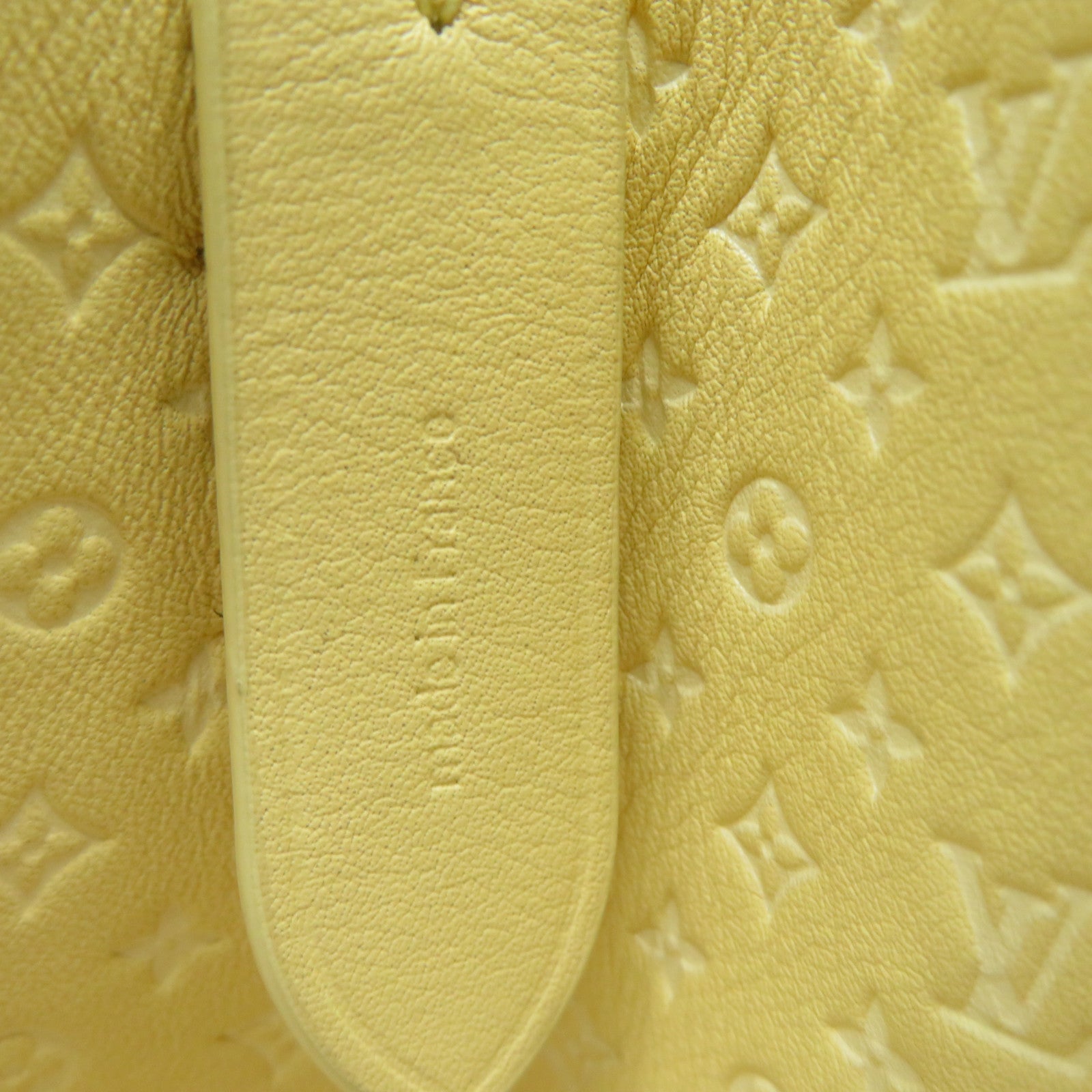 LOUIS VUITTON 牛皮皮革Neo Noe BB金扣肩背袋黃色