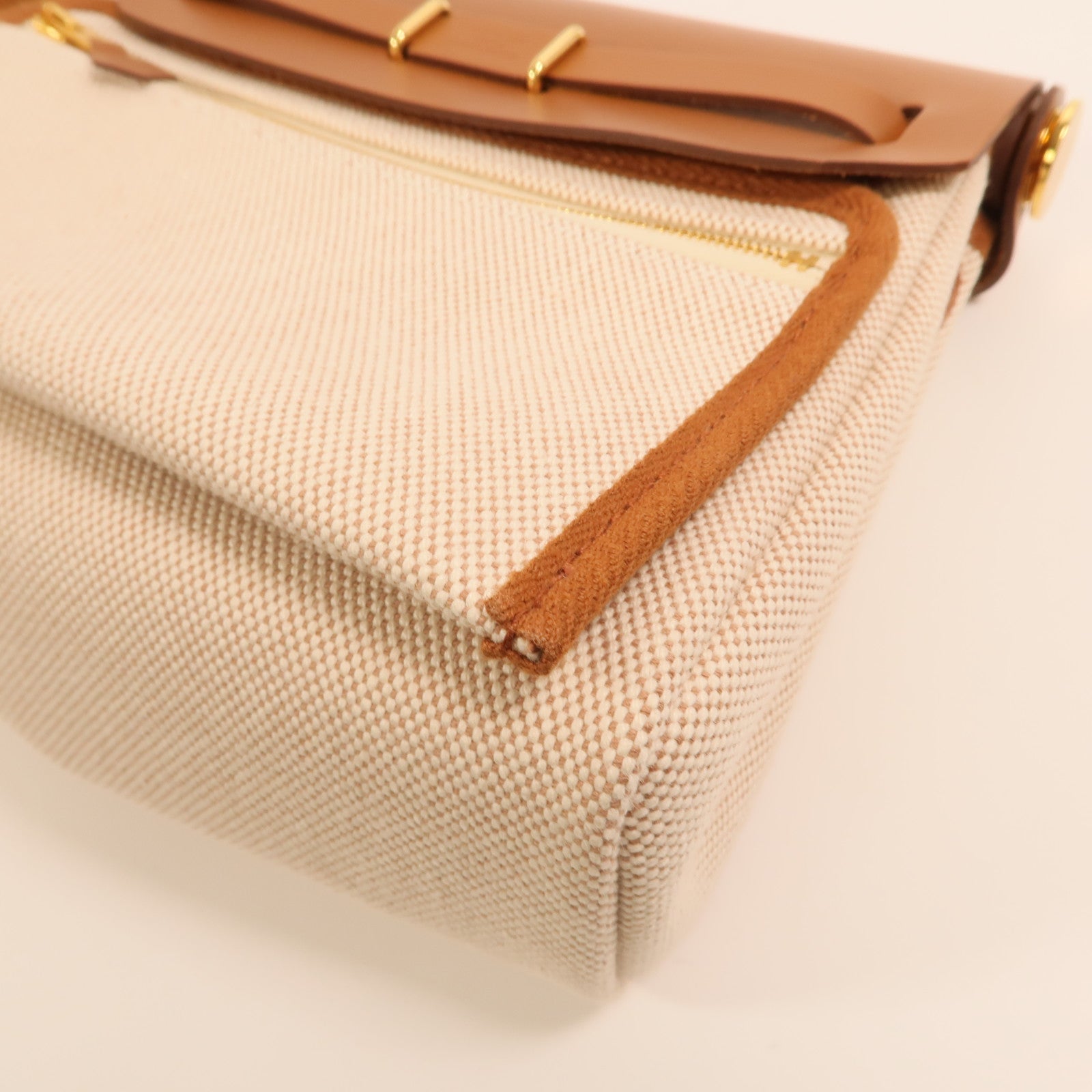 HERMES 帆布Mini Herbag金扣肩背袋Beige/Gold