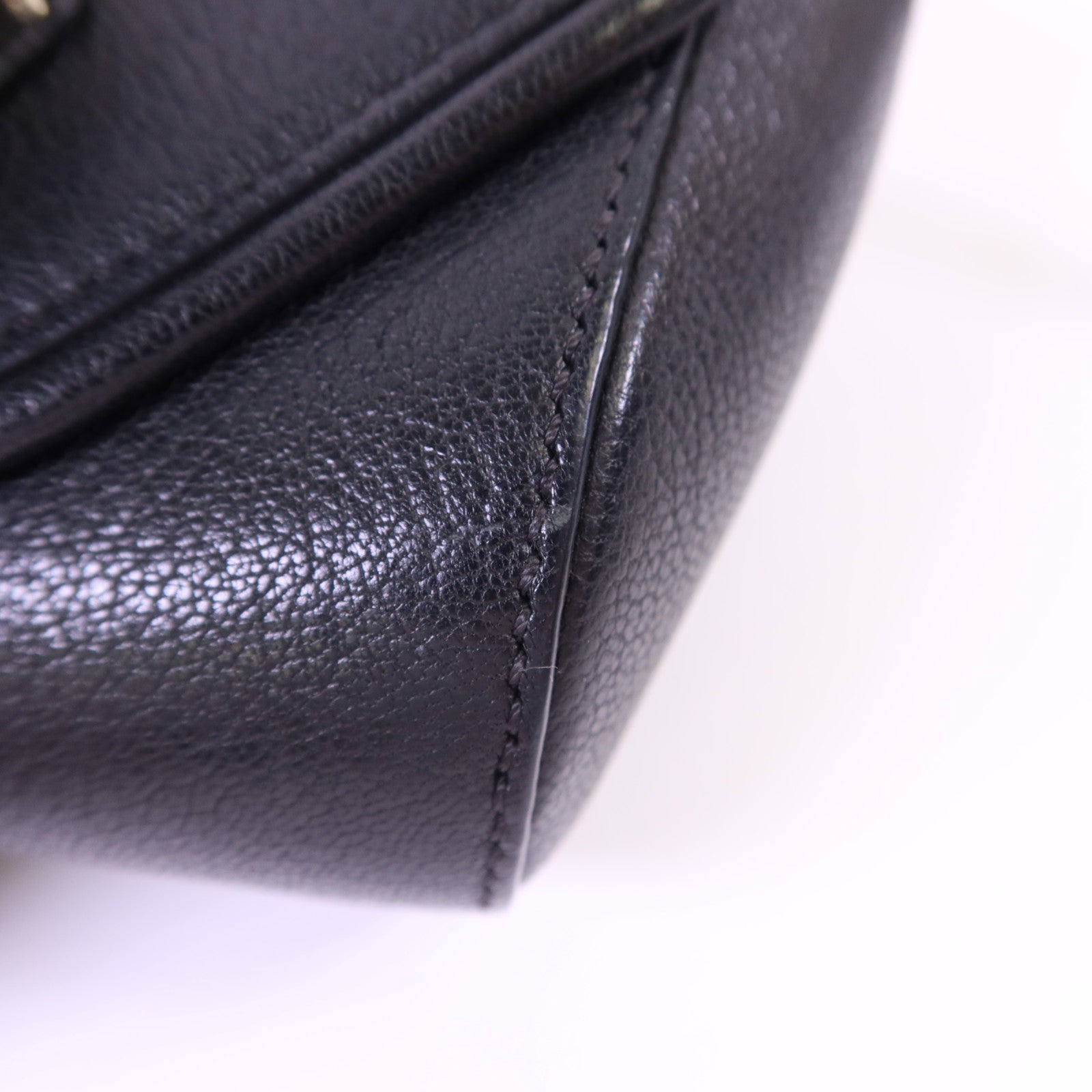 GIVENCHY 【激減優惠】羊皮皮革Obsedia Crossbody Bag銀扣肩背袋