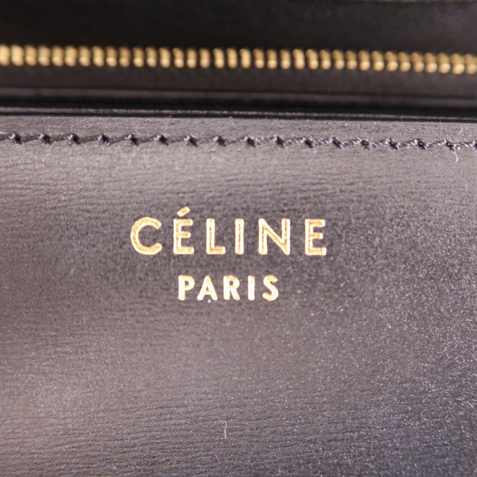 CELINE 牛皮皮革Classic Box金扣肩背袋黑色