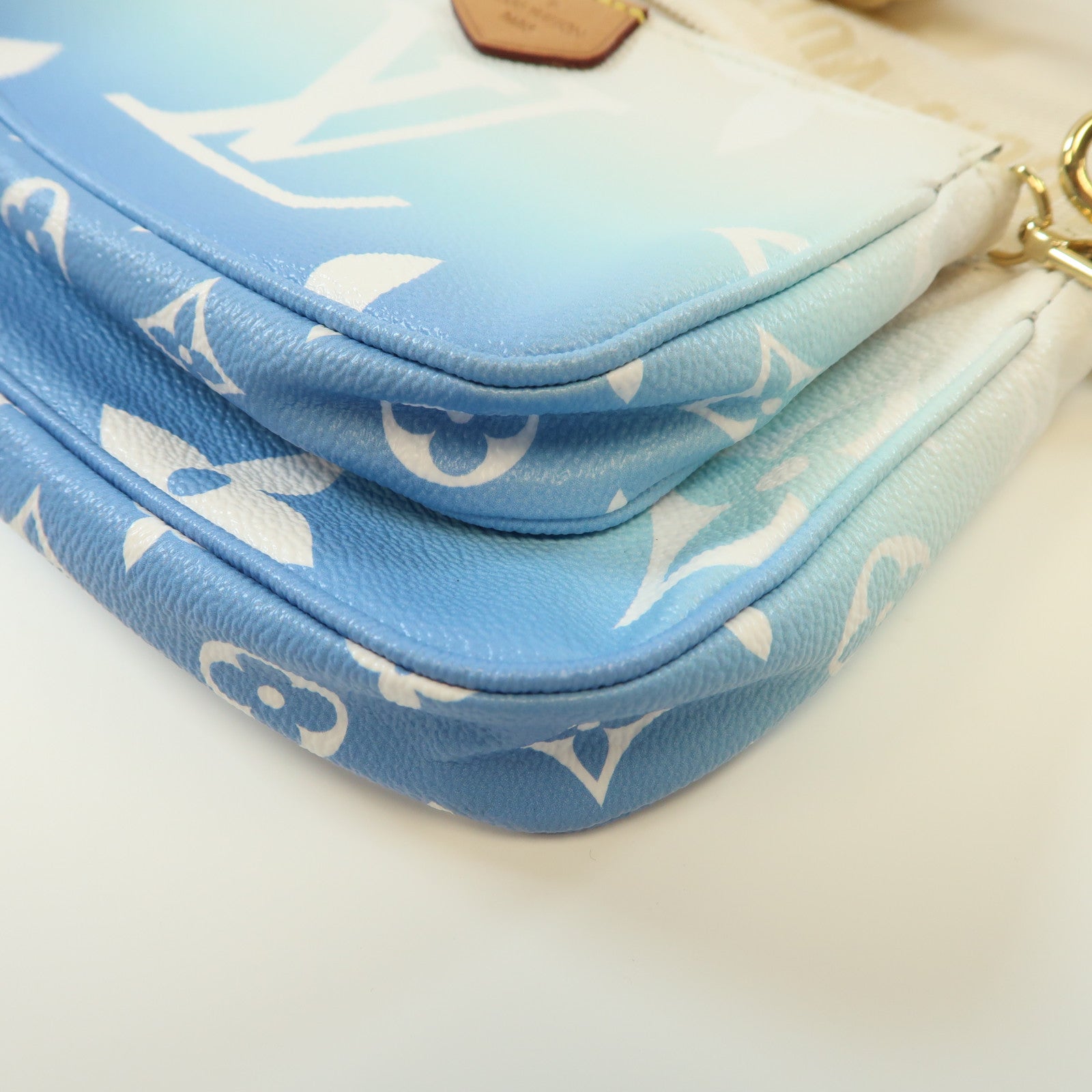 LOUIS VUITTON Monogram Multi Pochette金扣肩背袋藍色/白色