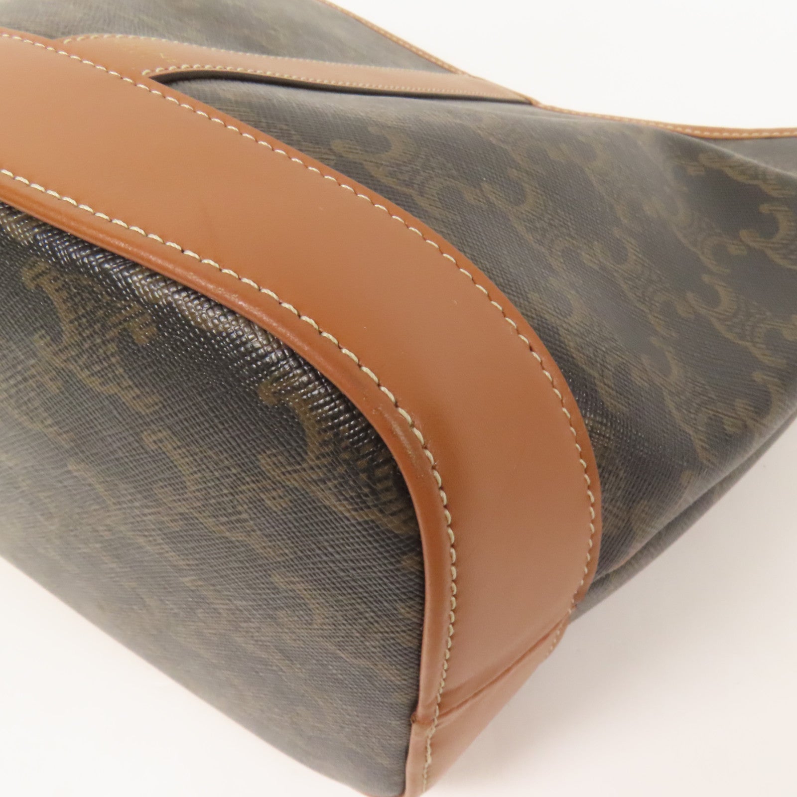 CELINE 塗層帆布Triomphe Bucket金扣肩背袋