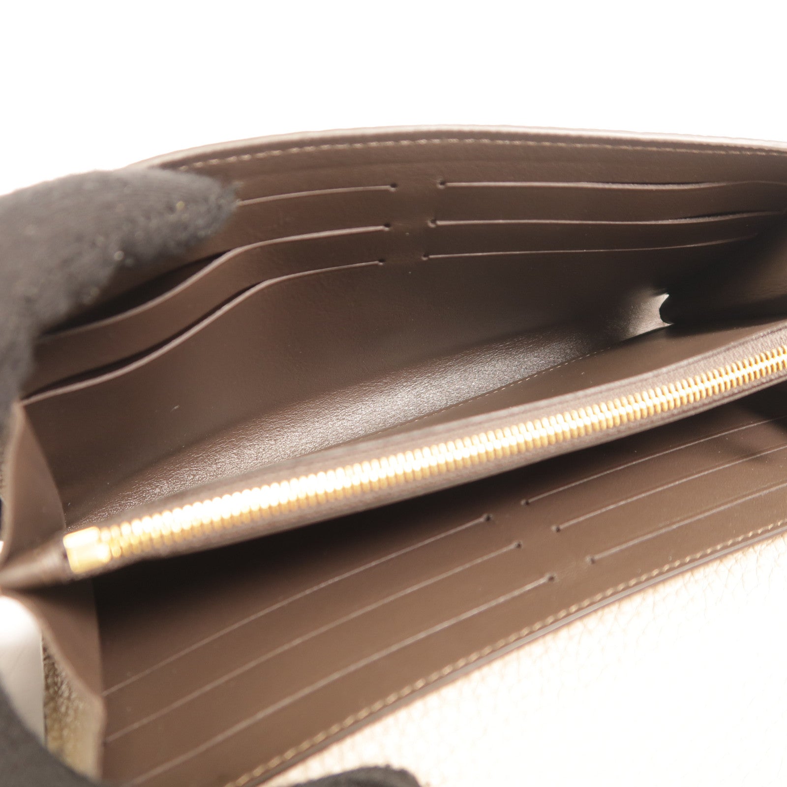 LOUIS VUITTON Taurillon皮革Capucines Wallet金扣長錢包