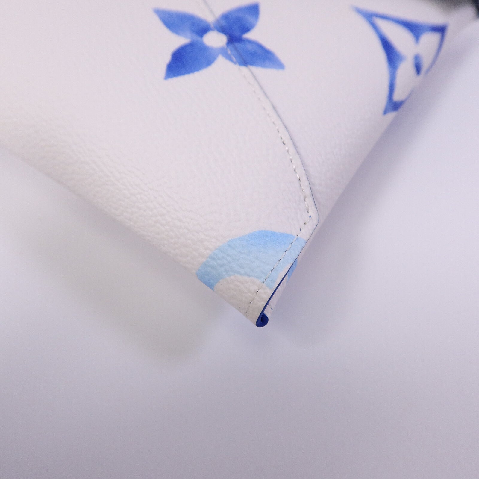 LOUIS VUITTON Monogram Flower Tile Kirigami Pochette手拿包