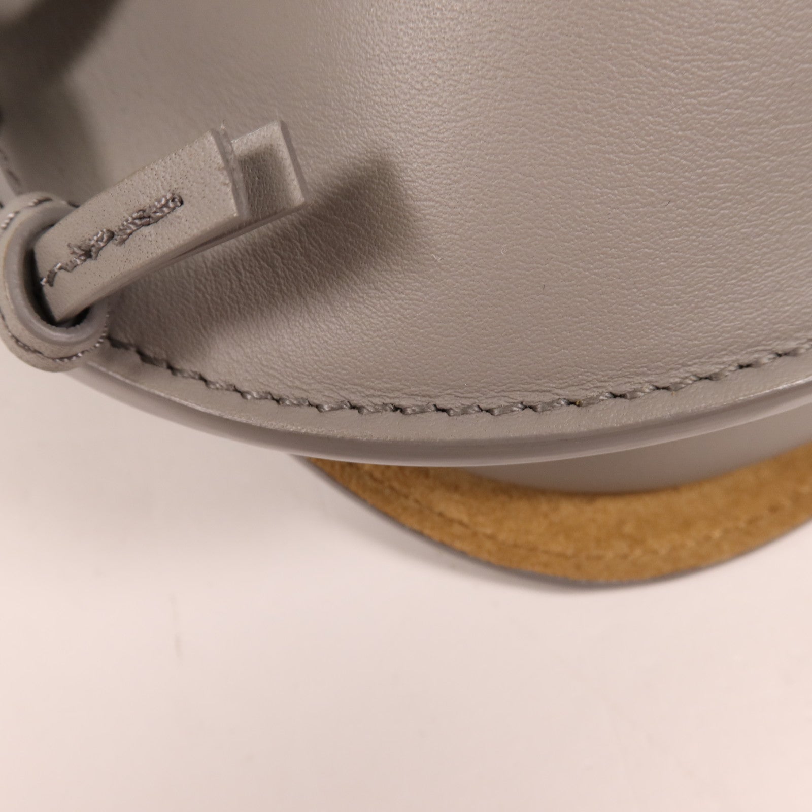 LOEWE 牛皮皮革Mini Gate銀扣肩背袋