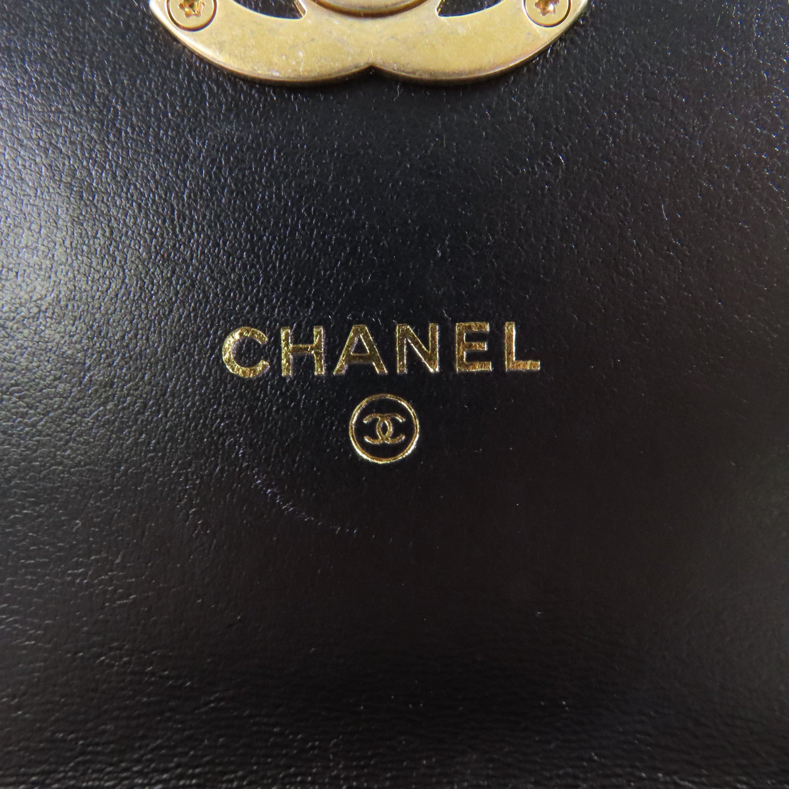 CHANEL 菱格羊皮皮革Phone Bag金扣鏈帶肩背袋黑色
