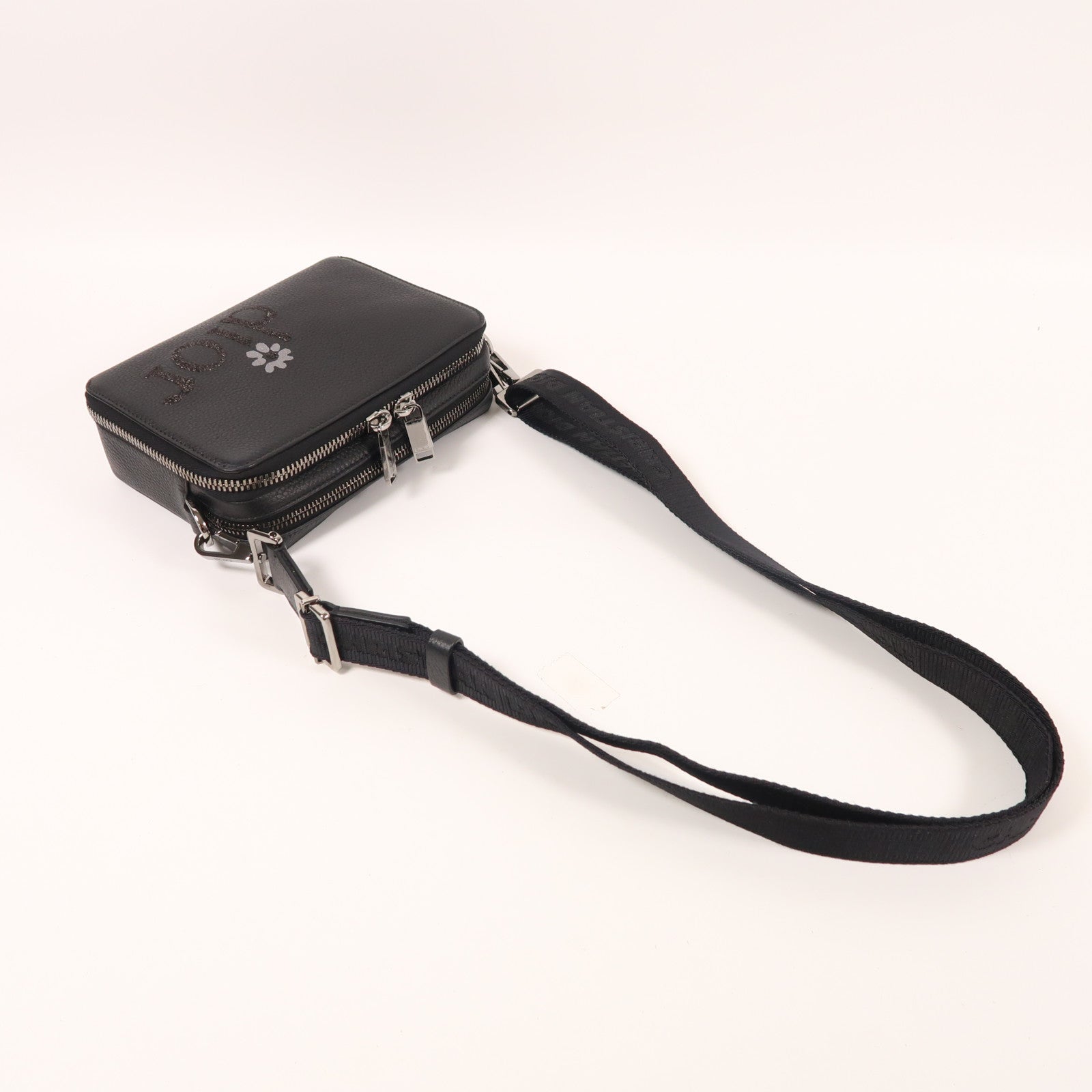 Dior 牛皮皮革ERL Pouch銀扣肩背袋