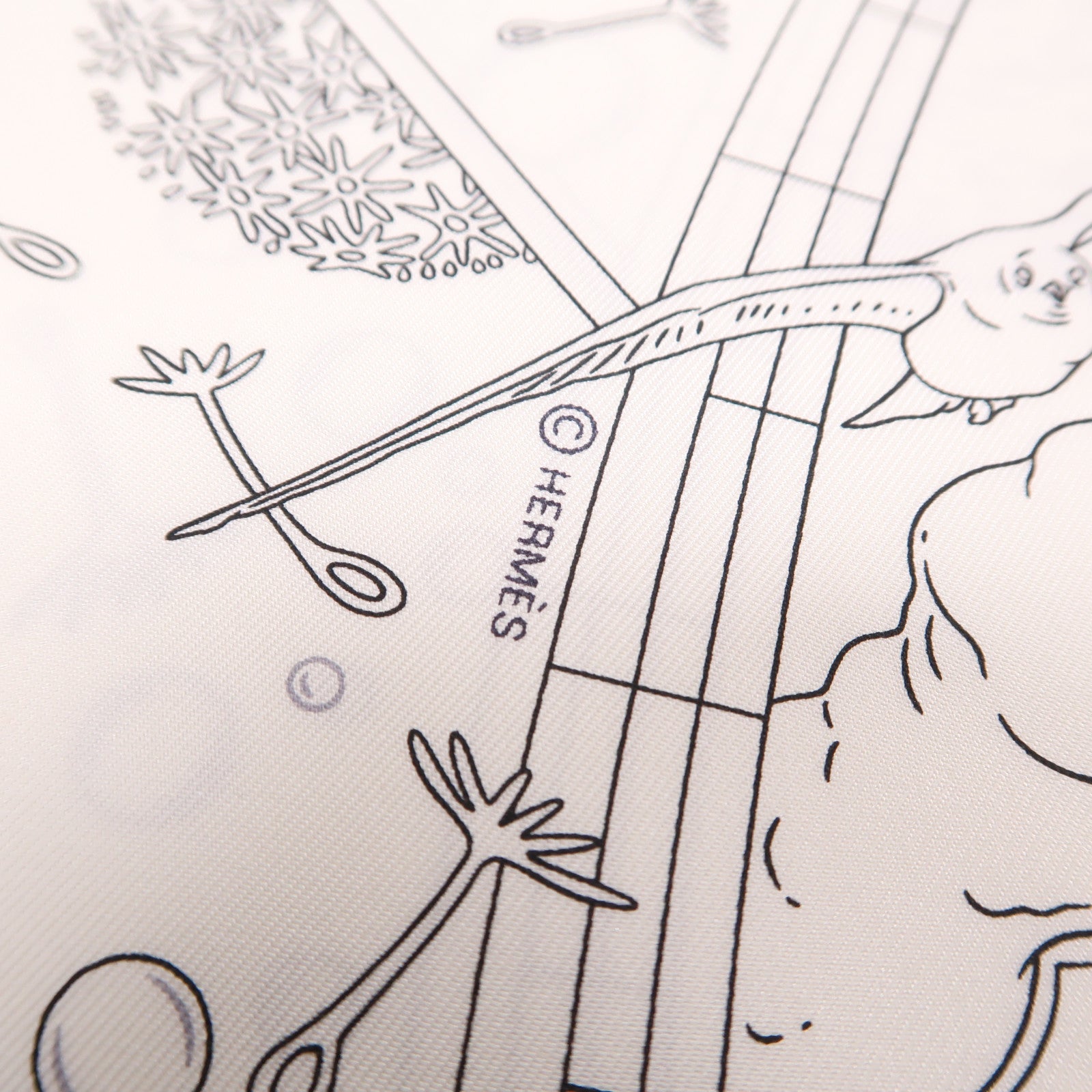 HERMES Scarf 90X90 Silk White