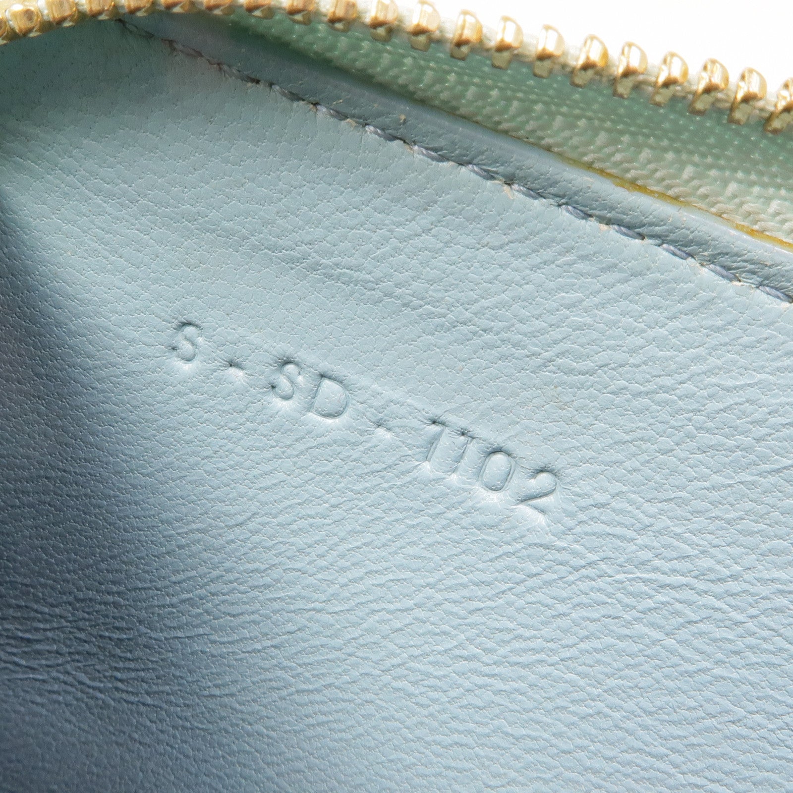 CELINE 牛皮皮革Wallet金扣長錢包