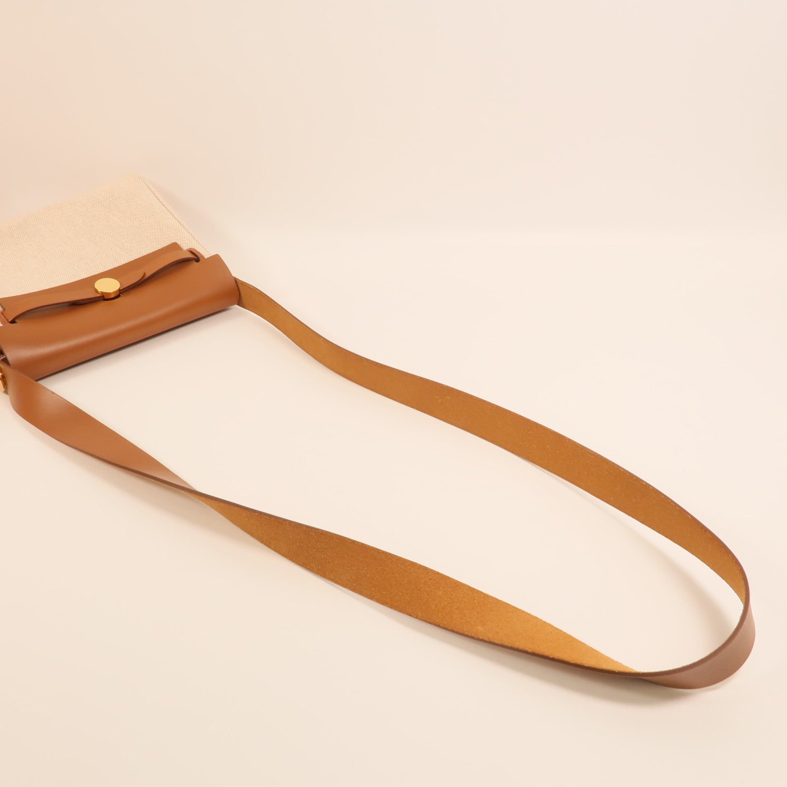 HERMES 帆布Mini Herbag金扣肩背袋Beige/Gold