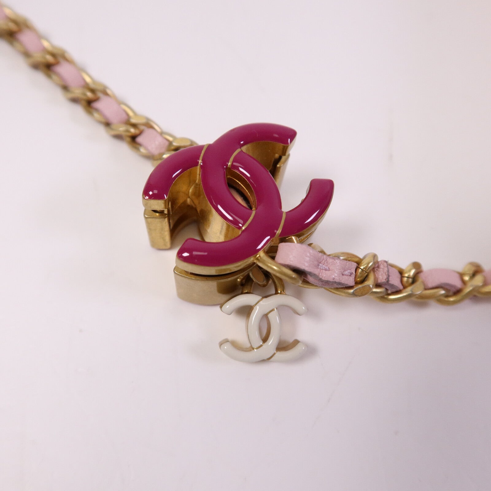 CHANEL 羊皮皮革Shoulder Bag金扣鏈帶肩背袋