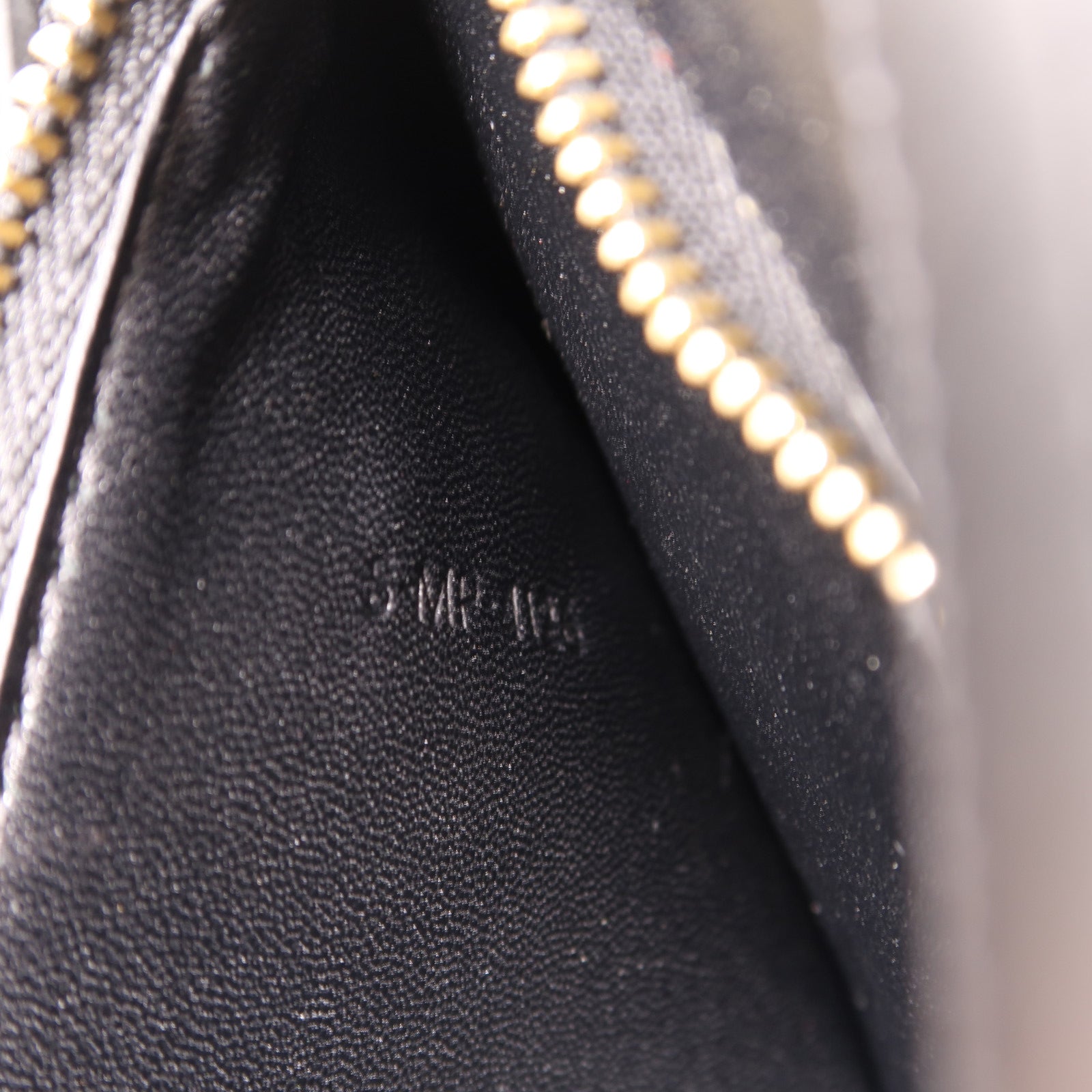 CELINE 牛皮皮革Classic Box金扣肩背袋黑色