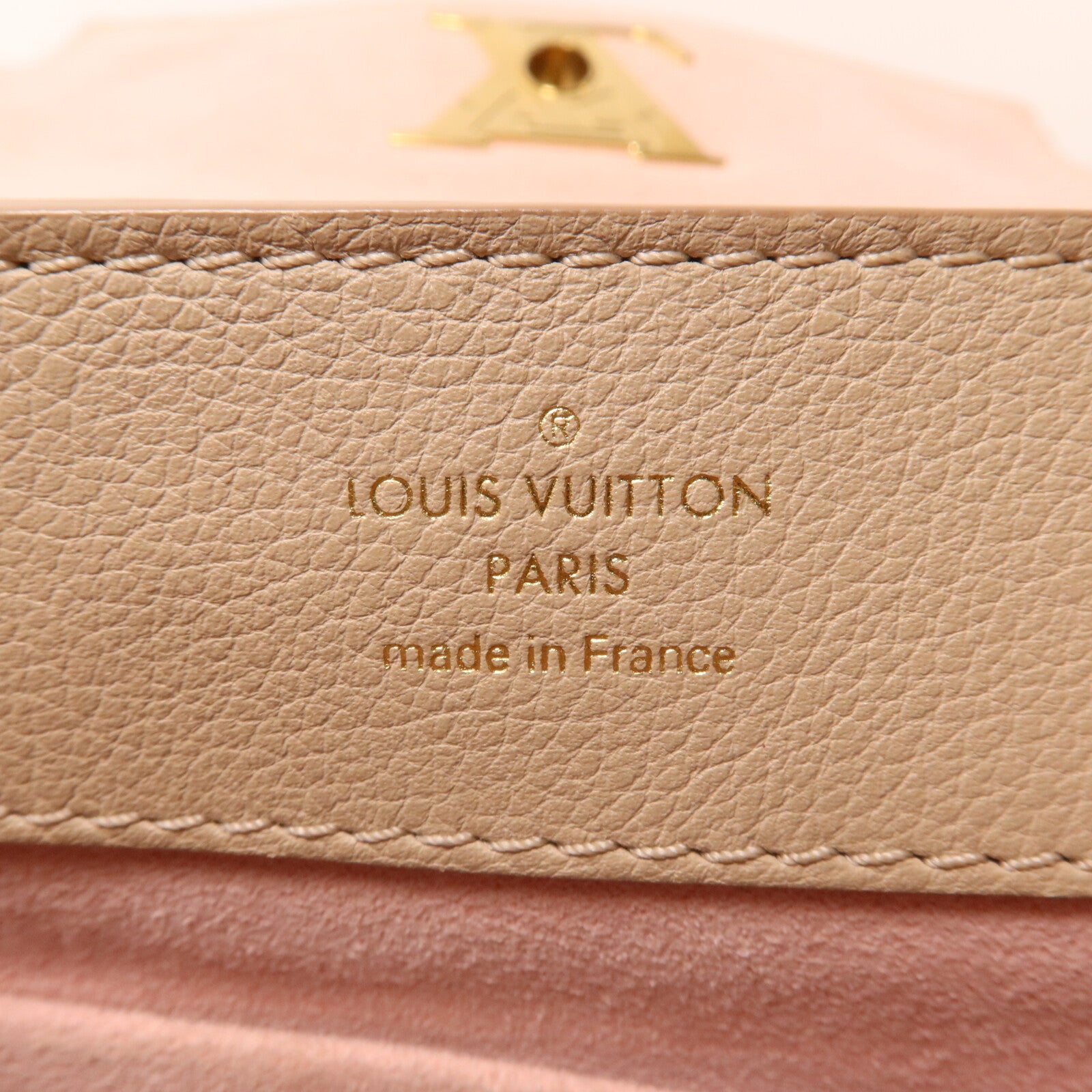 LOUIS VUITTON 牛皮皮革Lockme Ever Mini鏈帶手挽肩背兩用袋