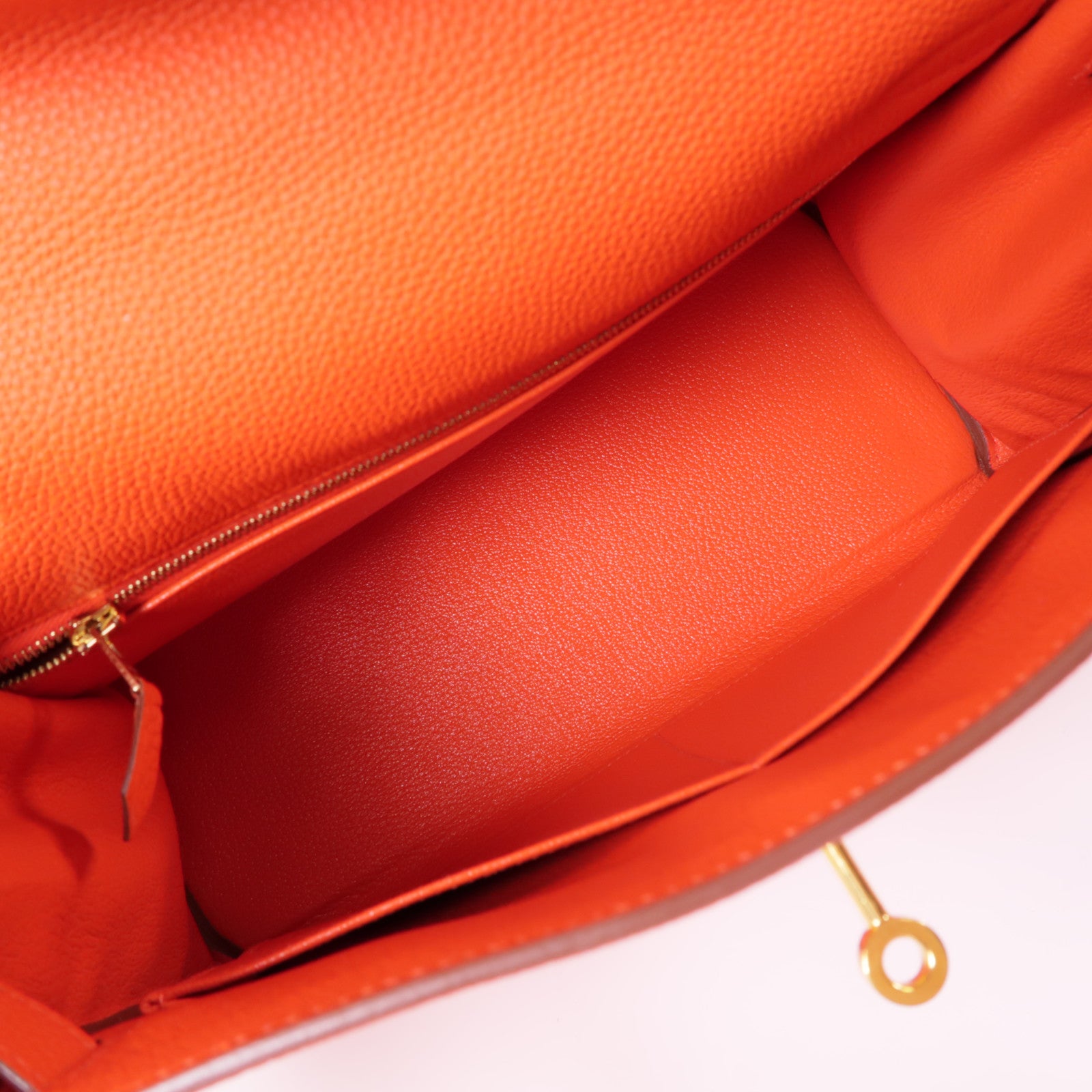 HERMES Togo皮革Kelly 28金扣手挽肩背兩用袋Capucine