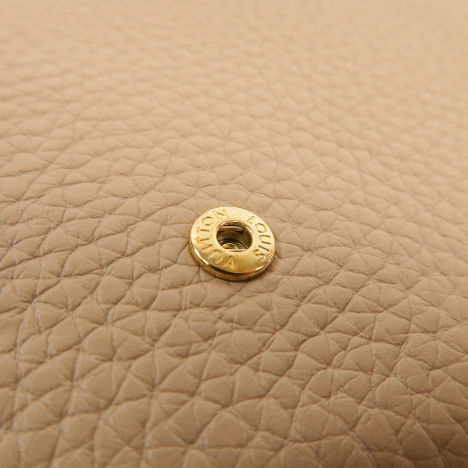 LOUIS VUITTON Taurillon皮革Capucines Wallet金扣長錢包