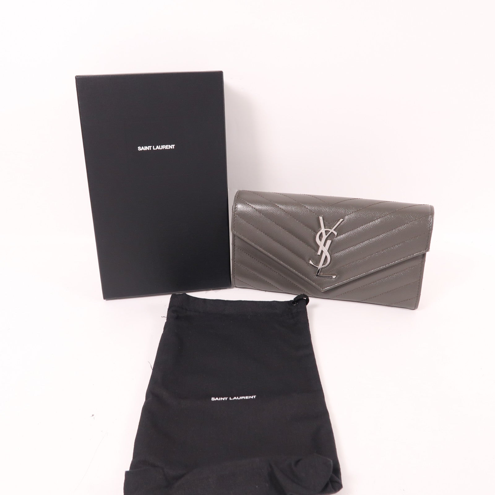 YVES SAINT LAURENT 牛皮皮革Long Wallet銀扣長錢包