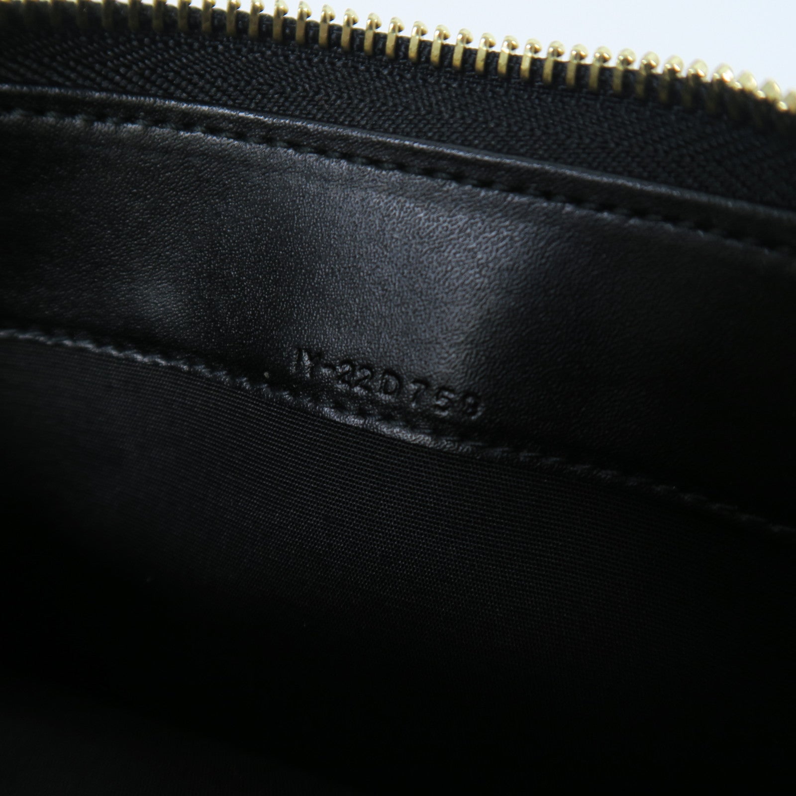 Salvatore Ferragamo 【激減優惠】牛皮皮革Long Wallet金扣長錢包黑色