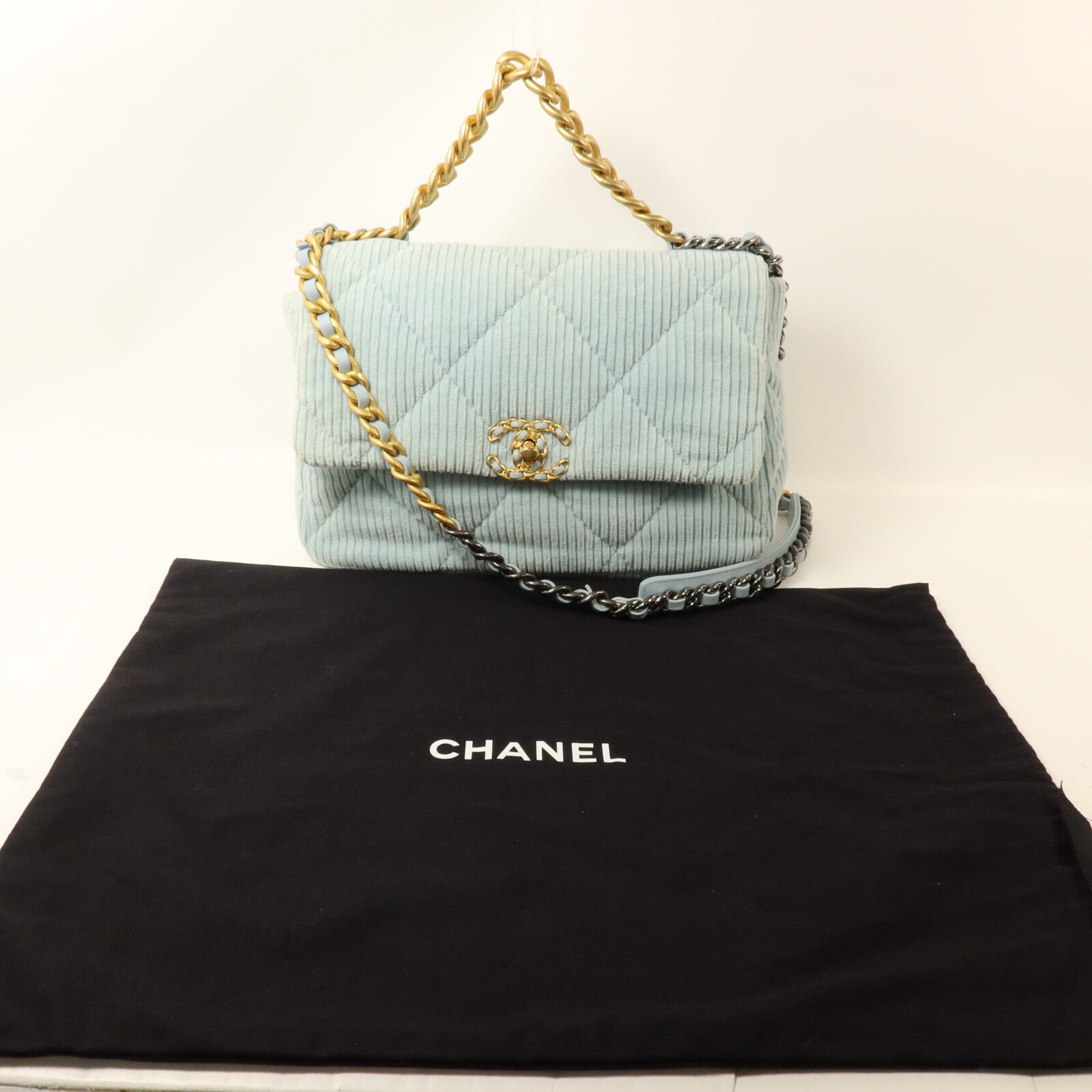 CHANEL 燈心絨Chanel 19 Medium鏈帶手挽肩背兩用袋