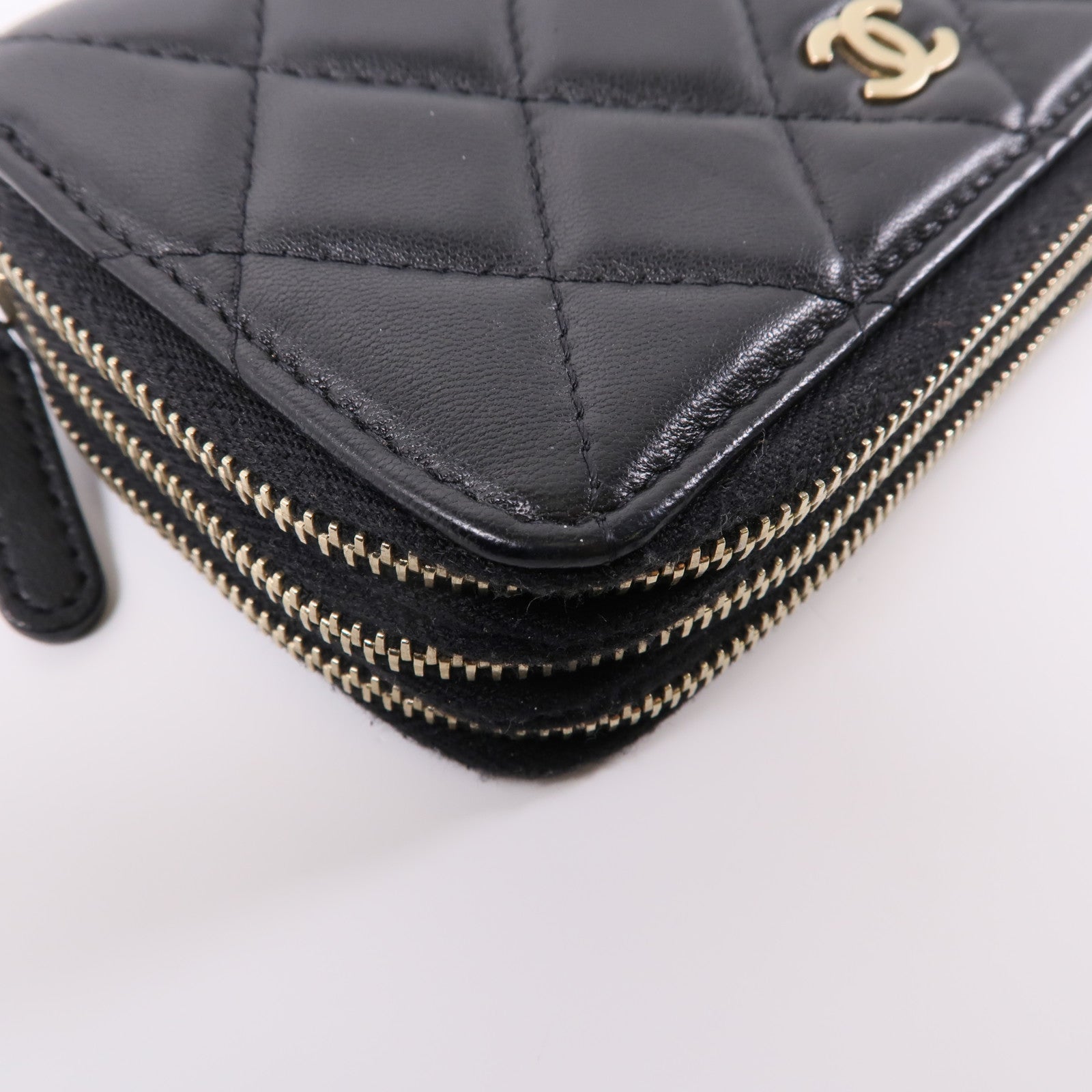 CHANEL 羊皮皮革Zipper Wallet金扣錢包黑色