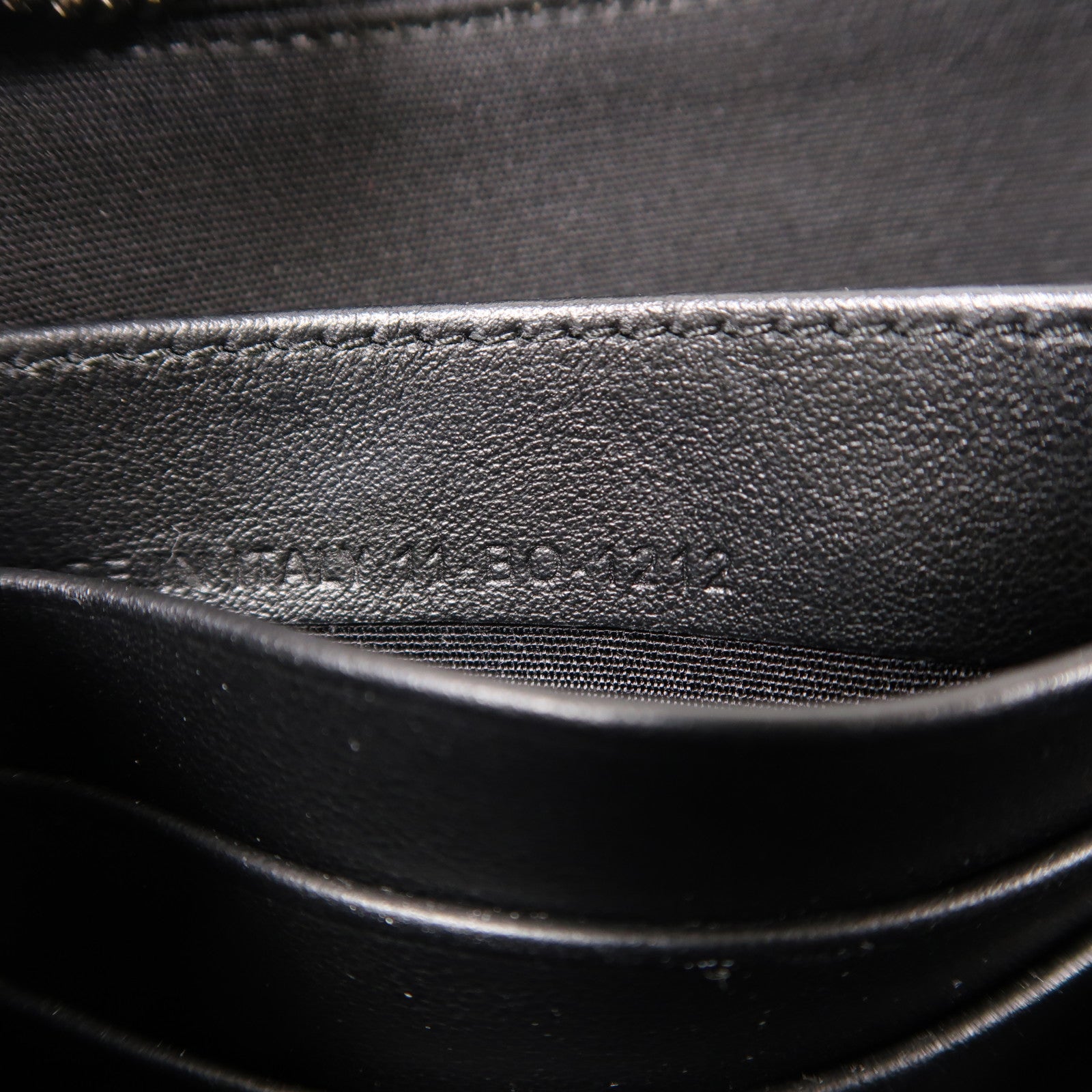 Dior 牛皮皮革ERL Pouch銀扣肩背袋