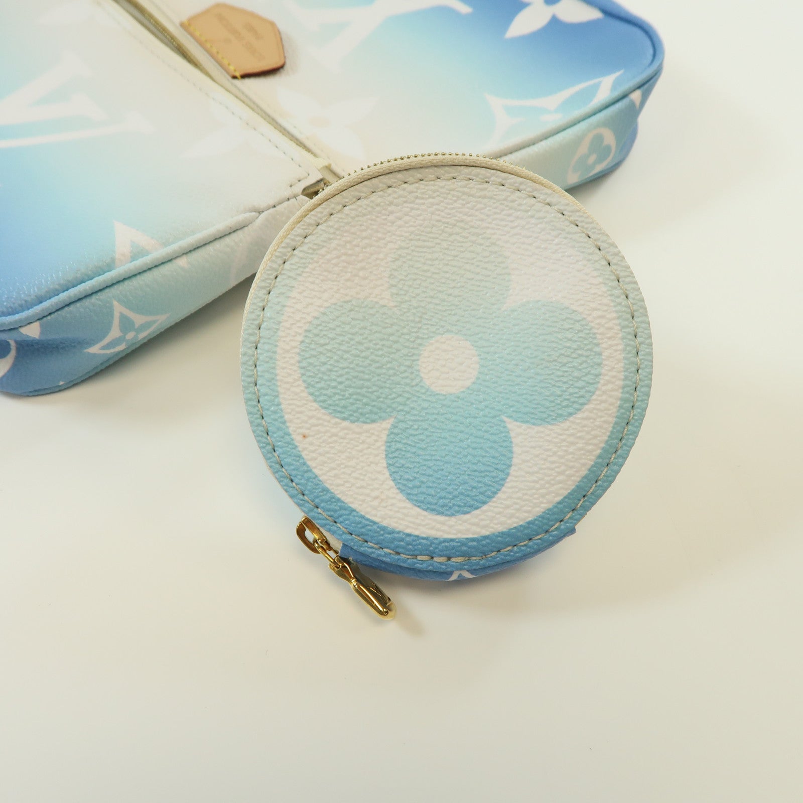 LOUIS VUITTON Monogram Multi Pochette金扣肩背袋藍色/白色