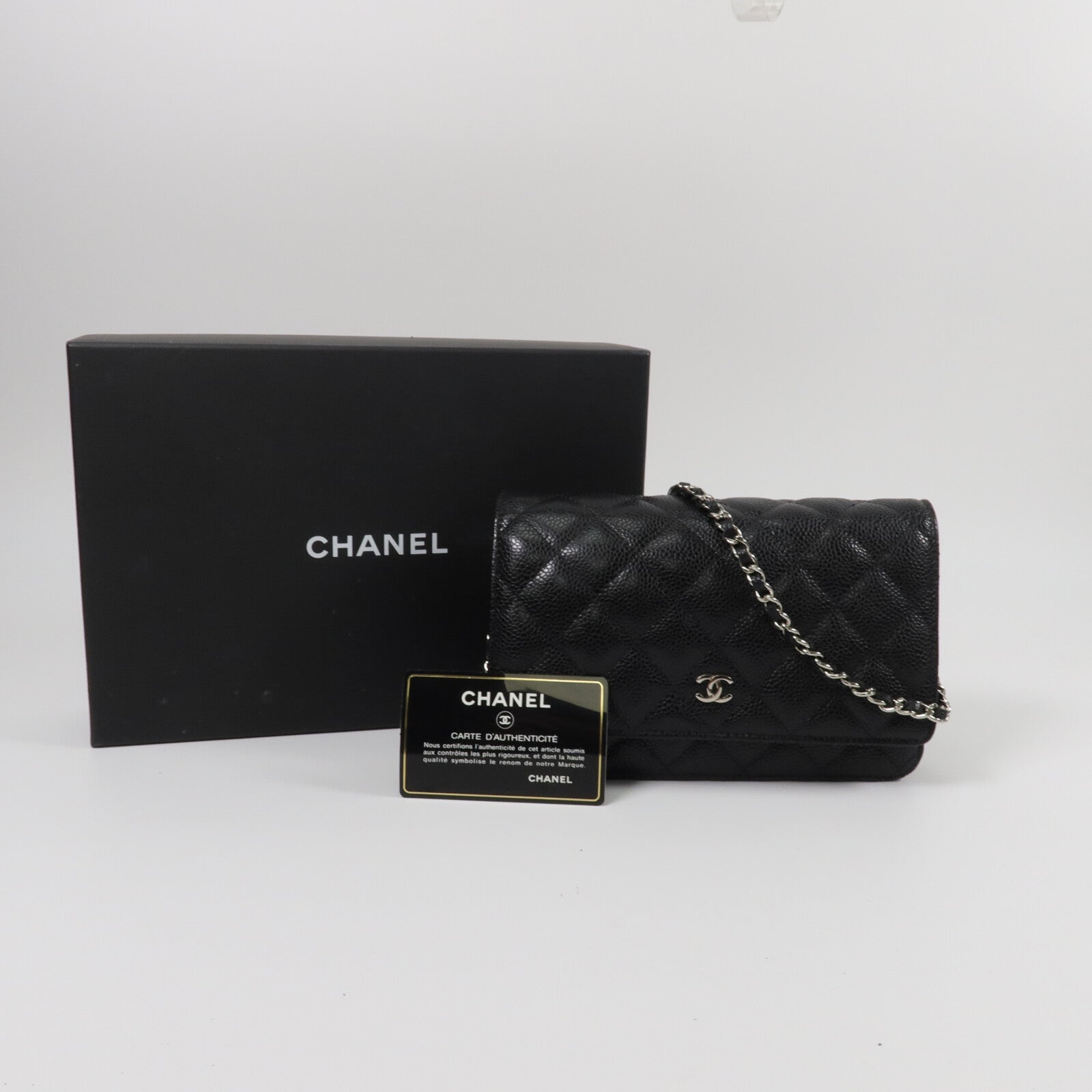 CHANEL 牛皮皮革WOC Wallet On Chain鏈帶肩背袋