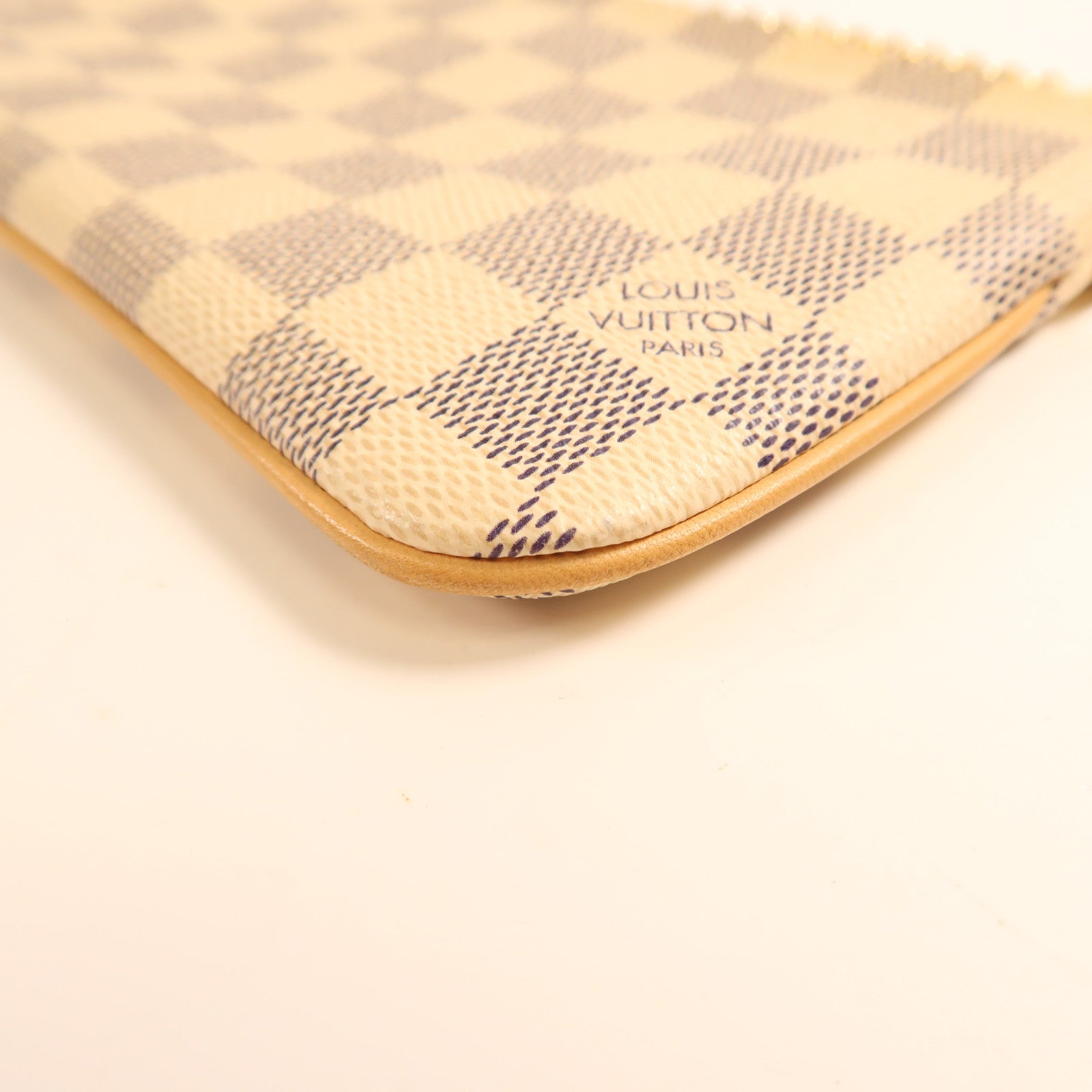 LOUIS VUITTON Damier Azur Shoulder Bag金扣鏈帶肩背袋