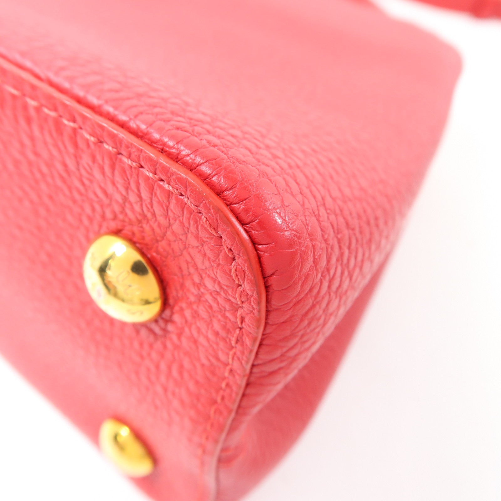 LOUIS VUITTON 牛皮皮革Capucines金扣手挽肩背兩用袋紅色