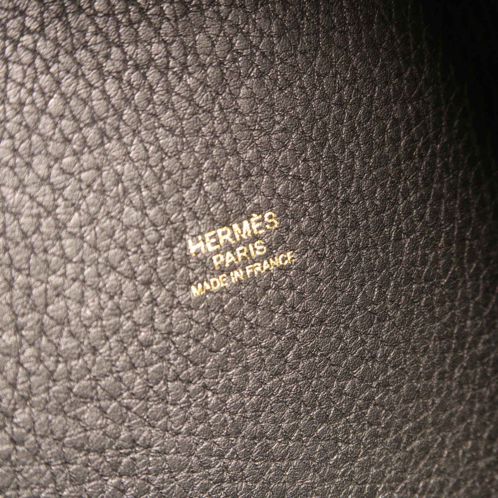 HERMES Clemence皮革Picotin MM金扣手挽袋Noir