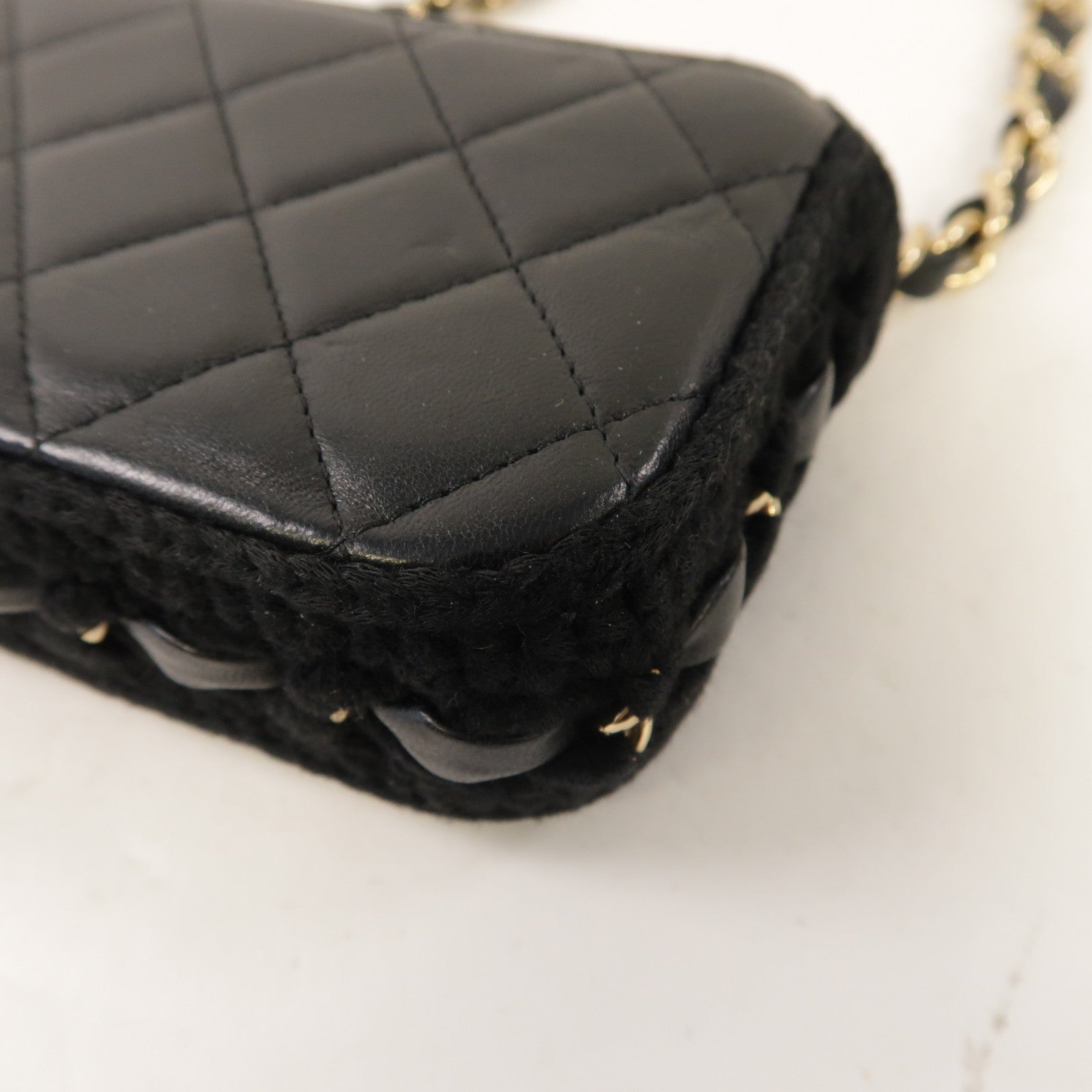 CHANEL 菱格羊皮皮革Chain Shoulder金扣鏈帶肩背袋黑色