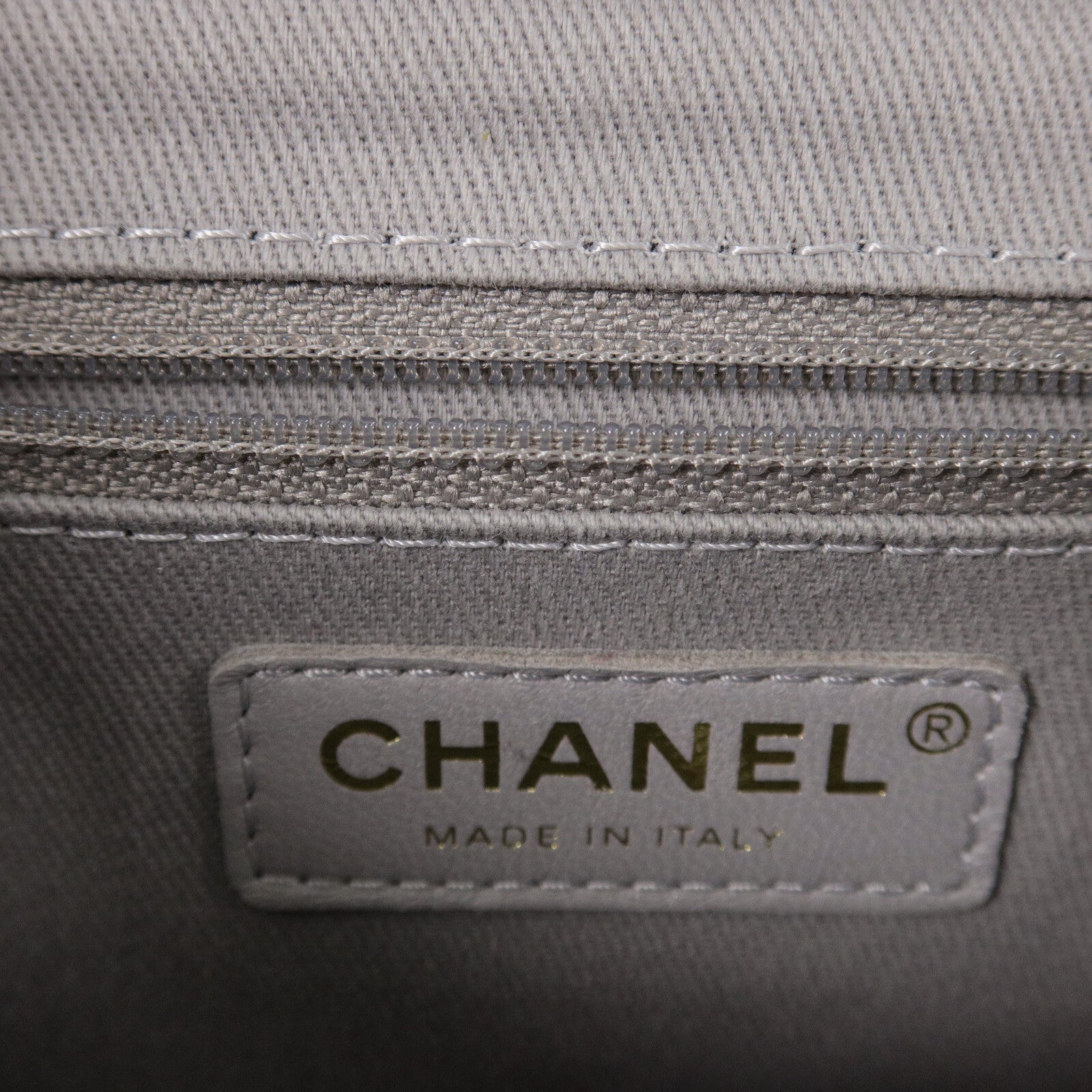 CHANEL 牛皮皮革Business Affinity鏈帶手挽肩背兩用袋
