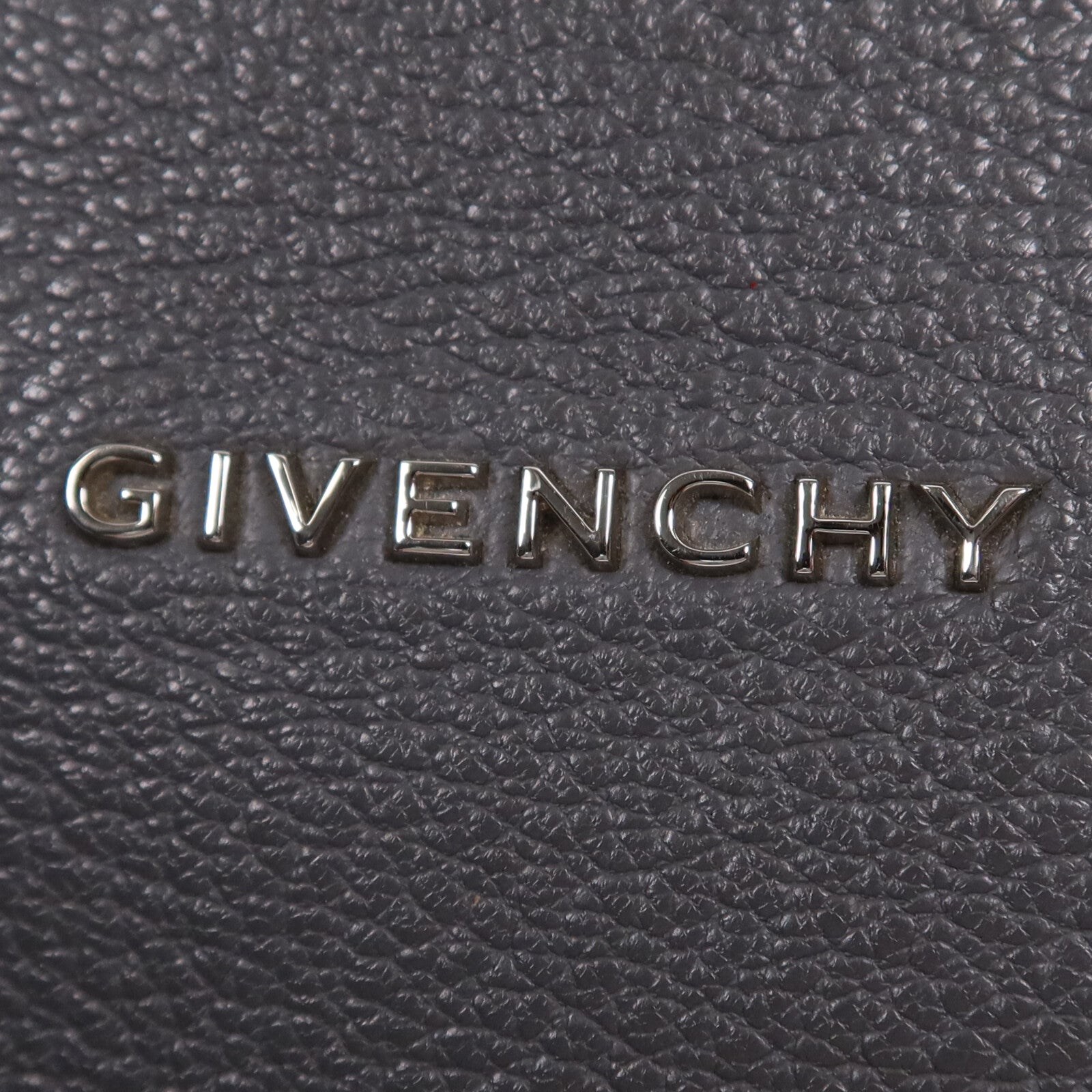 GIVENCHY 皮革Pandora Bag銀扣肩背袋