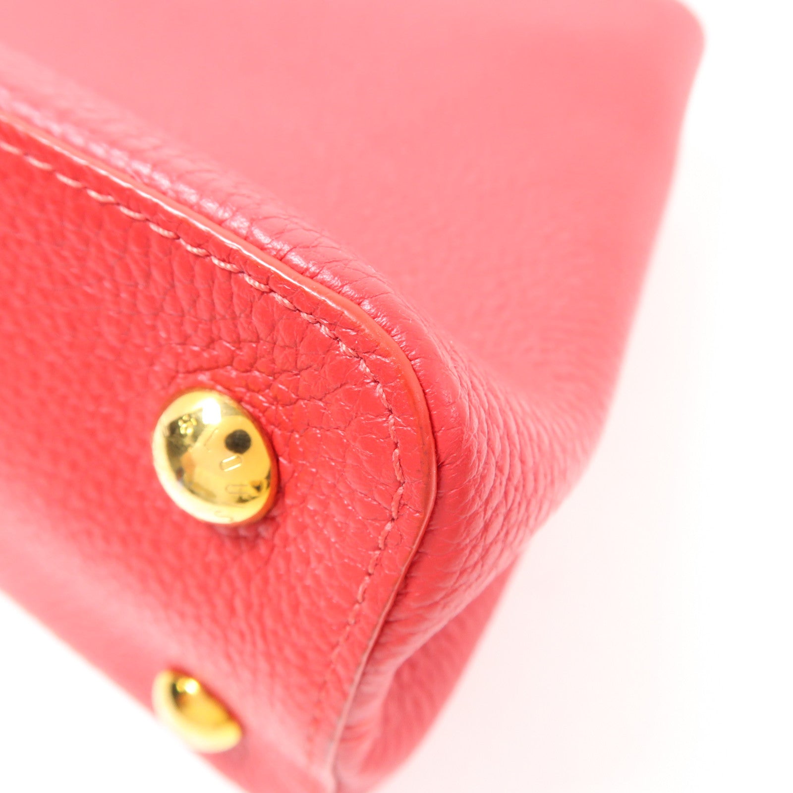 LOUIS VUITTON 牛皮皮革Capucines金扣手挽肩背兩用袋紅色