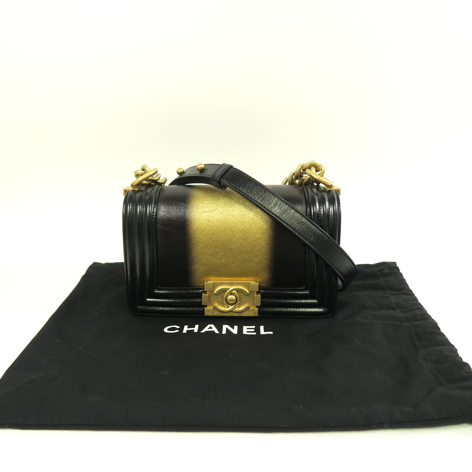 CHANEL 【激減優惠】牛皮皮革Boy Chanel 20cm金扣鏈帶肩背袋黑色/金色