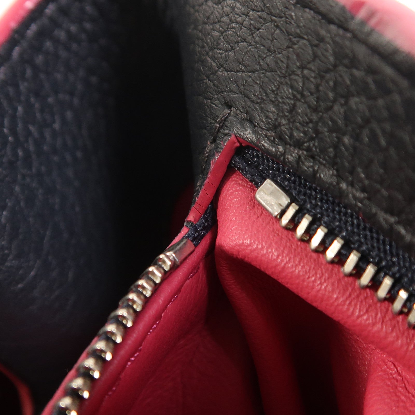 LOUIS VUITTON Taurillon Capucines MM銀扣手挽肩背兩用袋