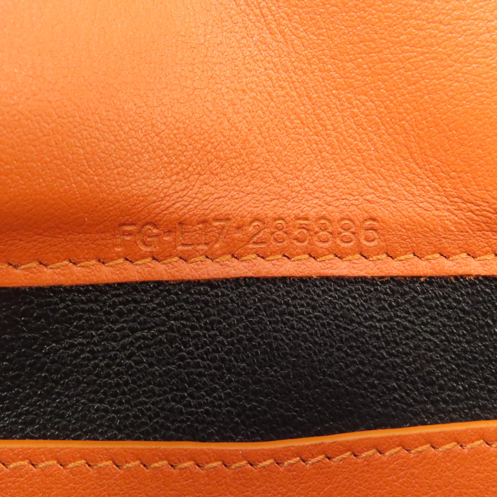 BVLGARI 【激減優惠】牛皮皮革Chain Shoulder金扣鏈帶肩背袋橙色