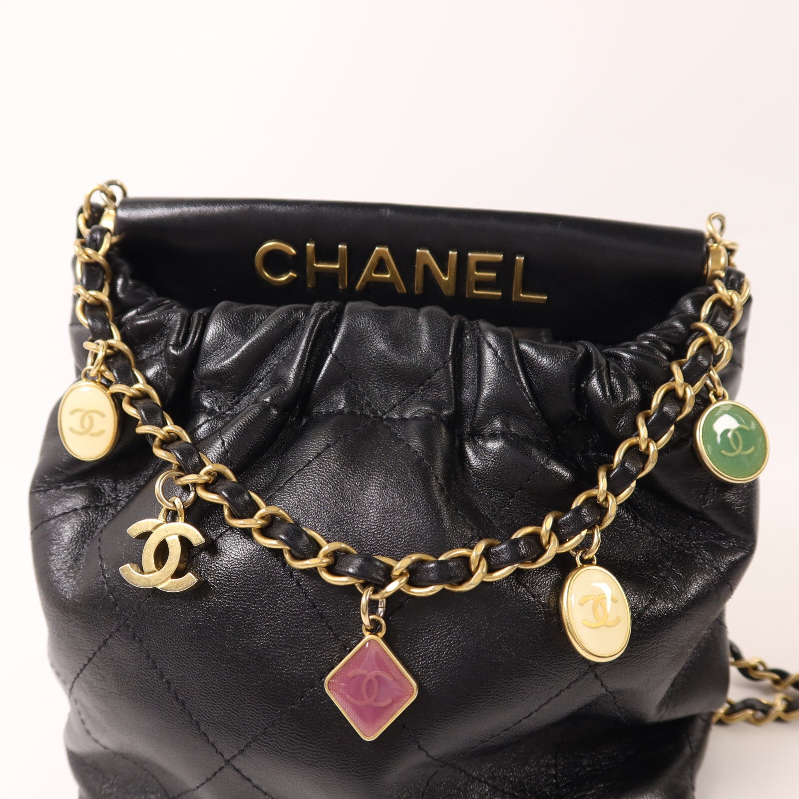 CHANEL 羊皮皮革Mini Resin Charms Bag鏈帶手挽肩背兩用袋