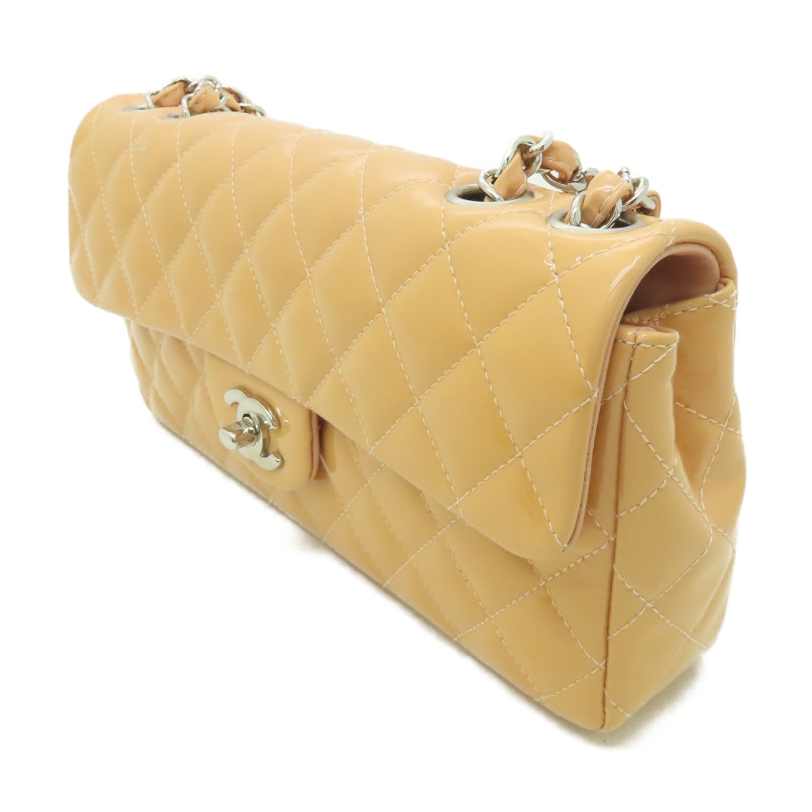 CHANEL 【清倉大減價】菱格漆皮皮革Chain Shoulder銀扣鏈帶肩背袋米色