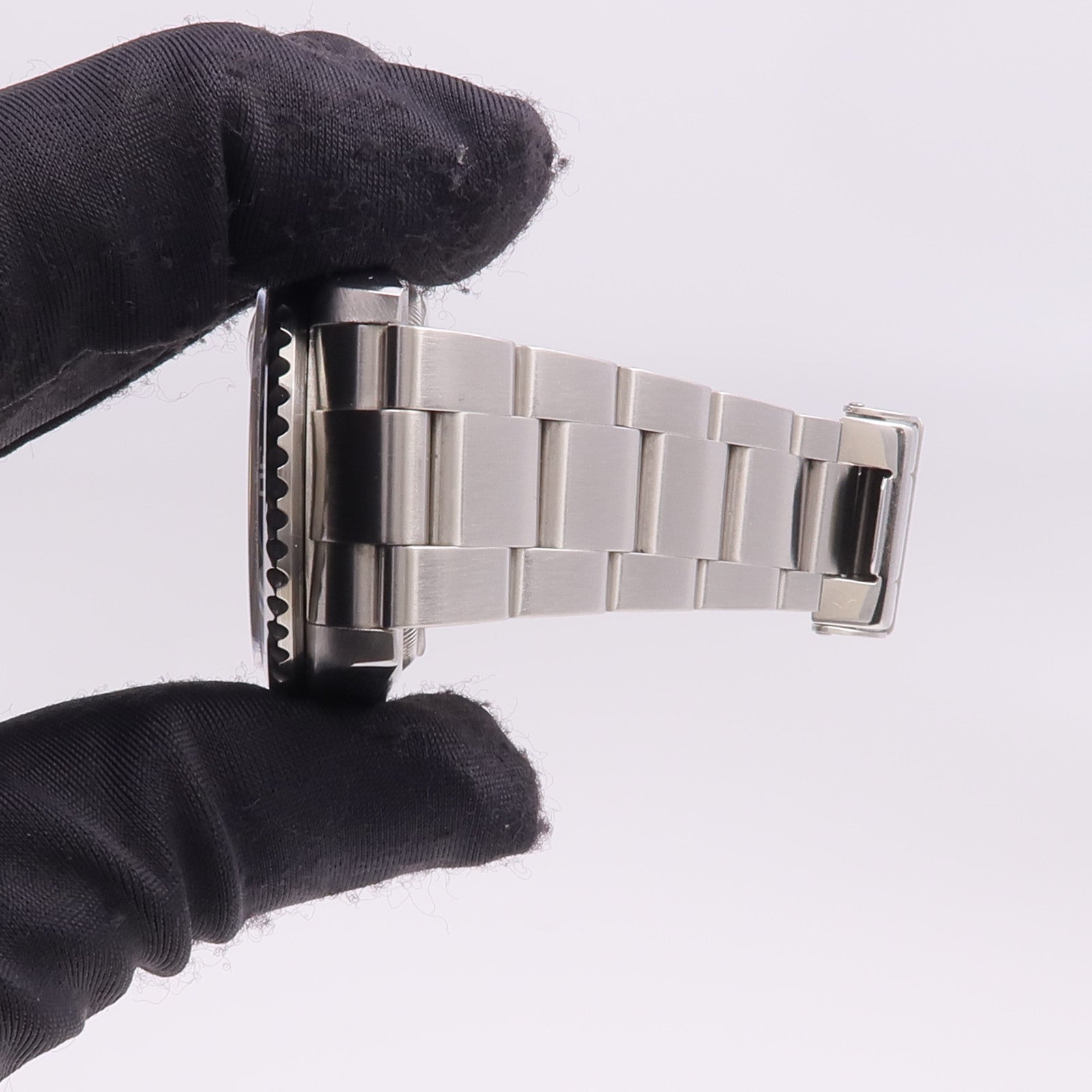 ROLEX Submariner Date 16610LN
